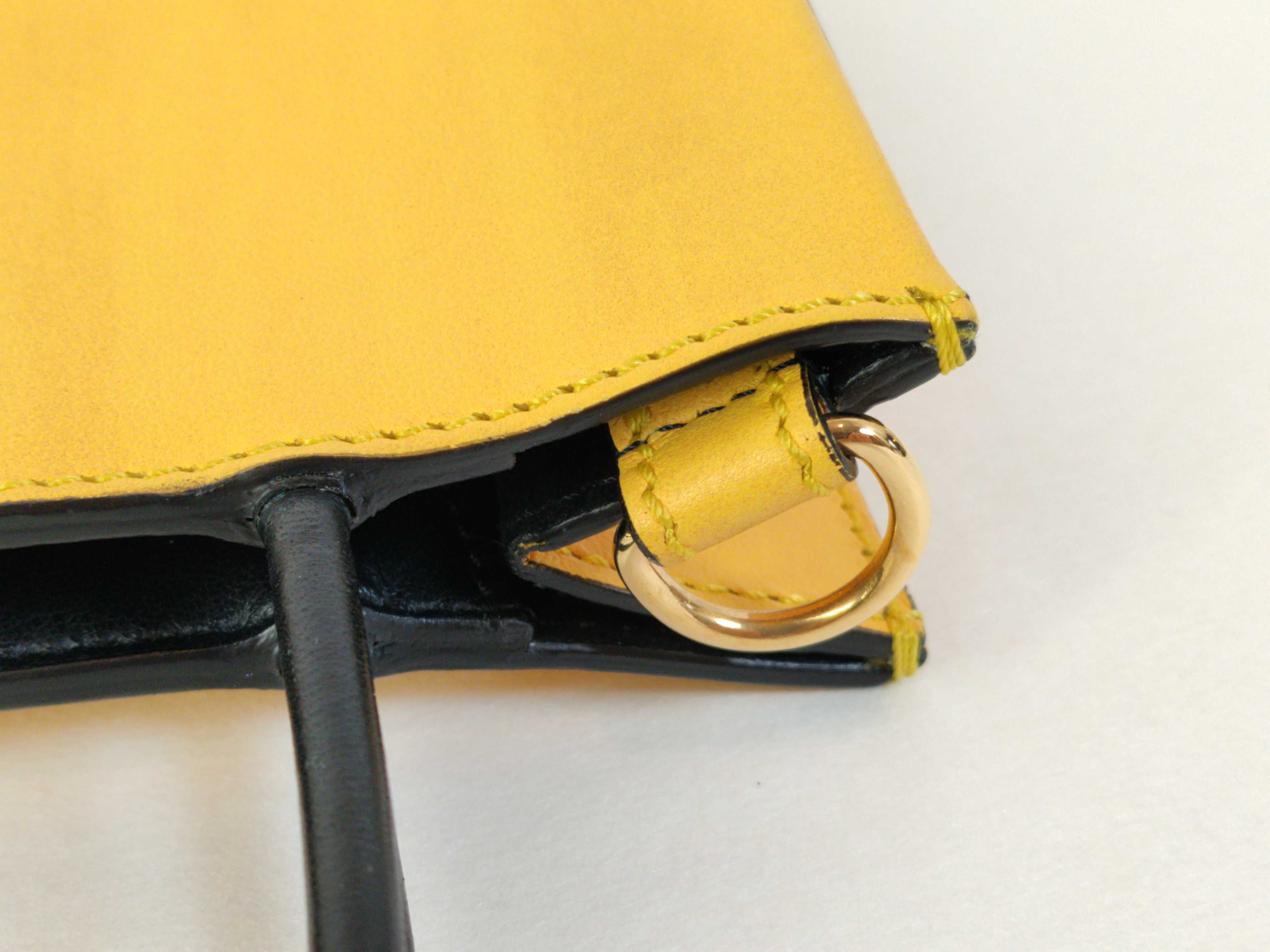 Shopping Bag Leather 2-Way Handbag Yellow 7VA512 Handbag — view 6
