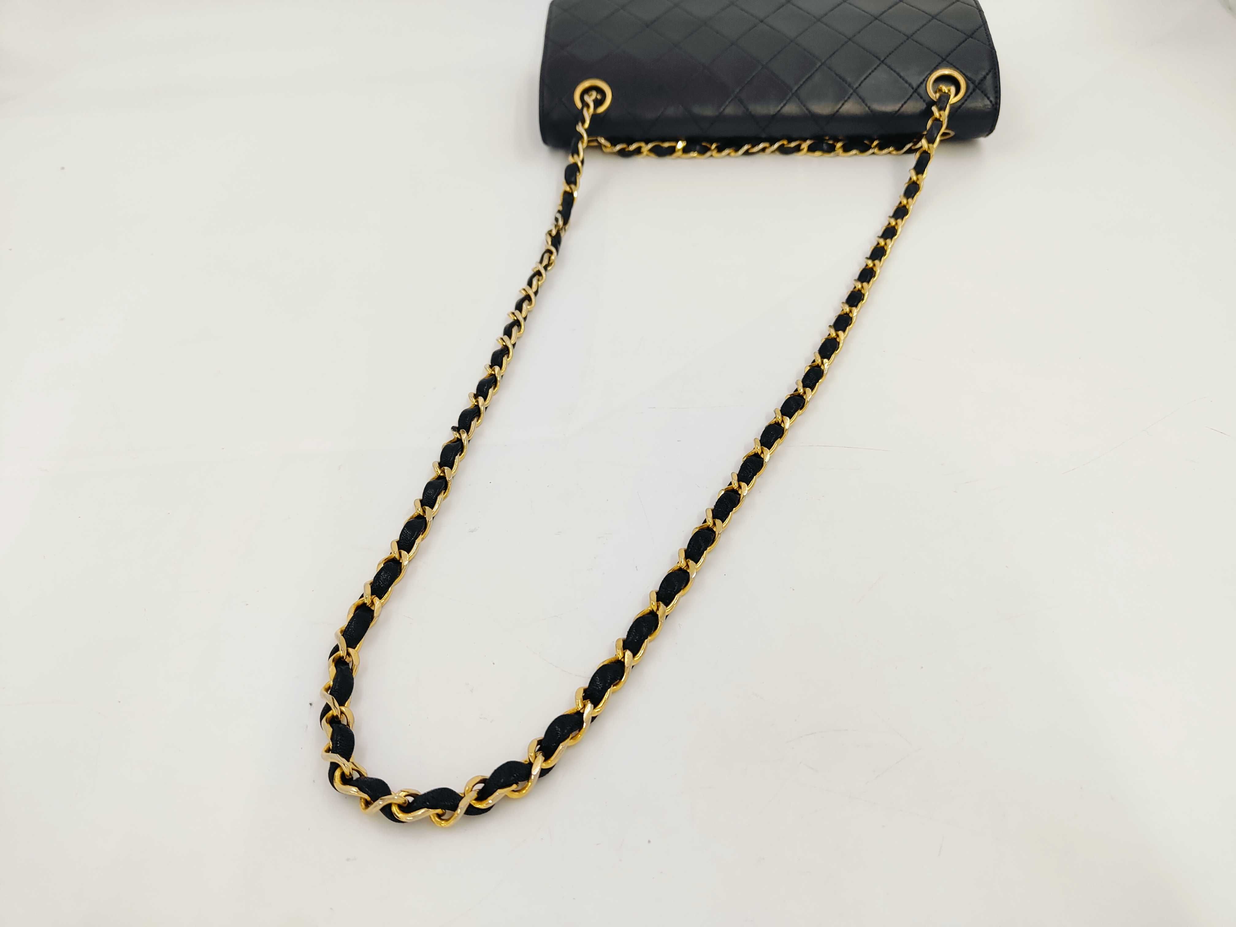 Matelassé Lambskin Classic Flap Chain Shoulder Bag (with seal) — view 3