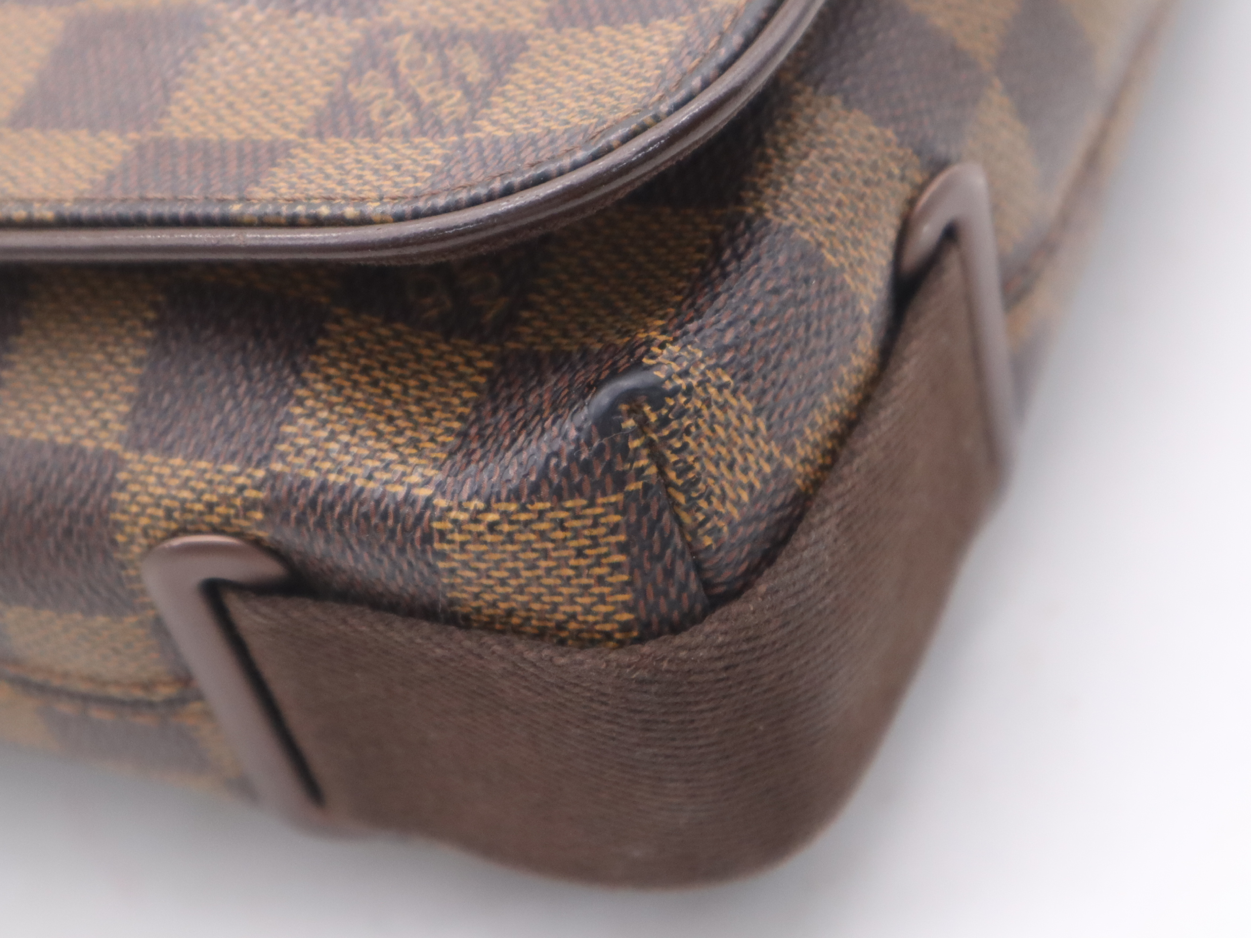 N51210 Damier Brooklyn PM Shoulder Bag — view 10