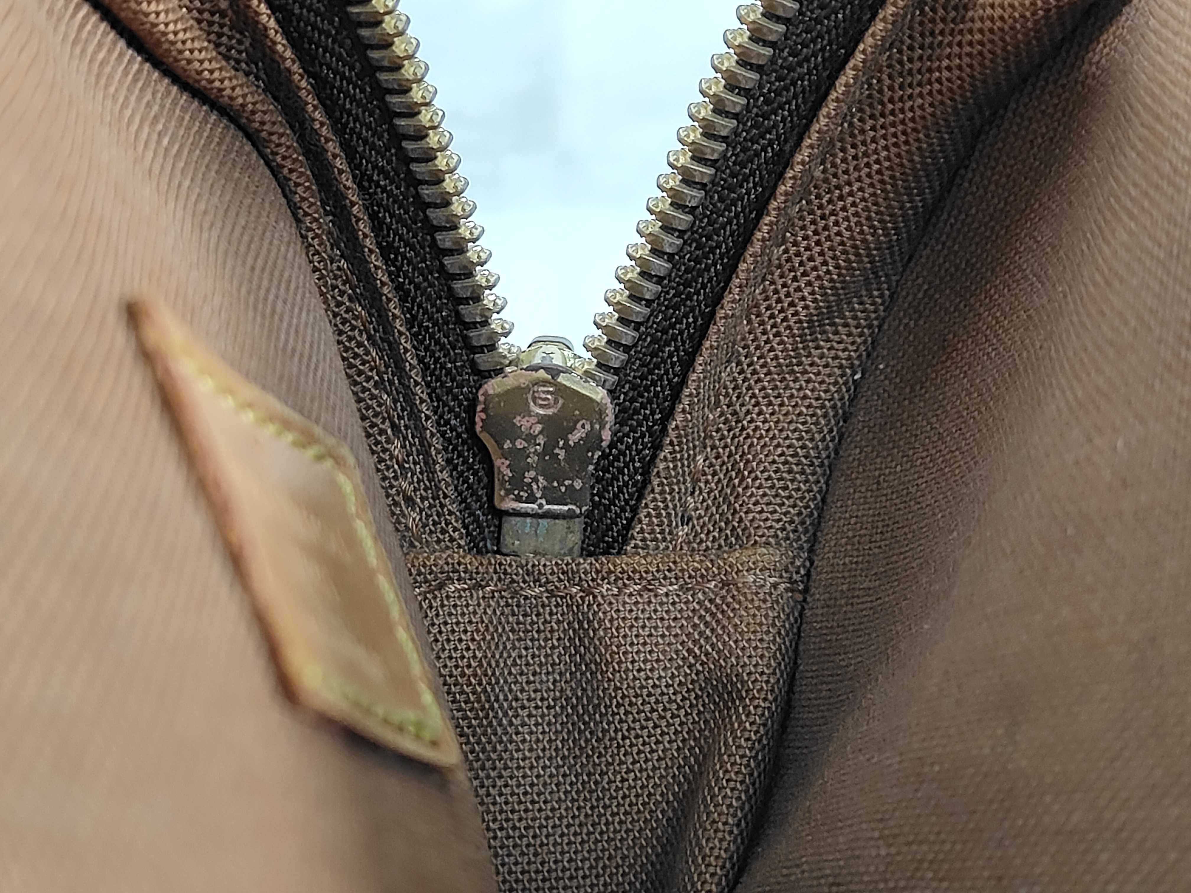 Monogram M51870 Pochette Gange Shoulder Bag — view 10
