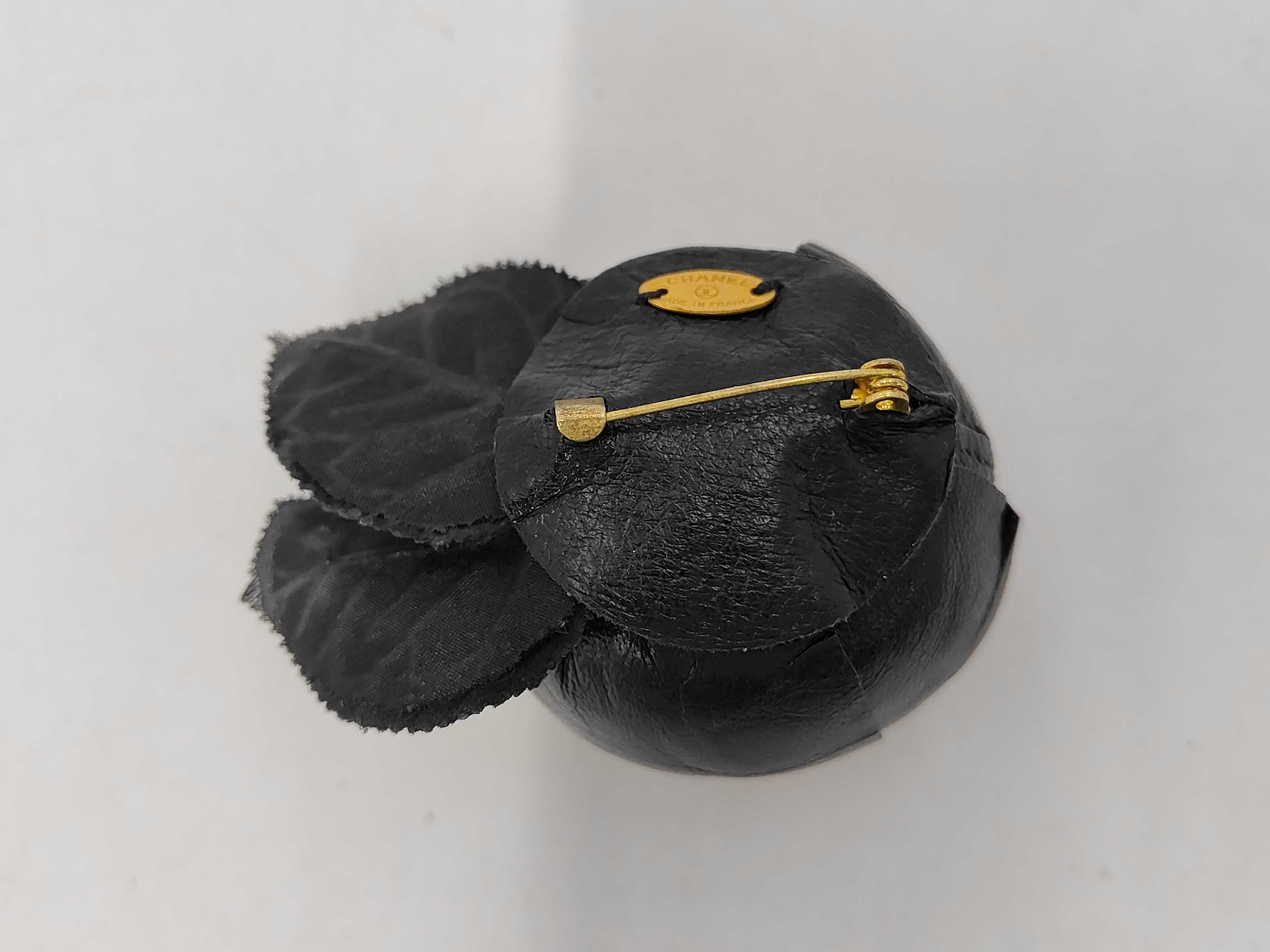 Flower Leather Brooch — view 2