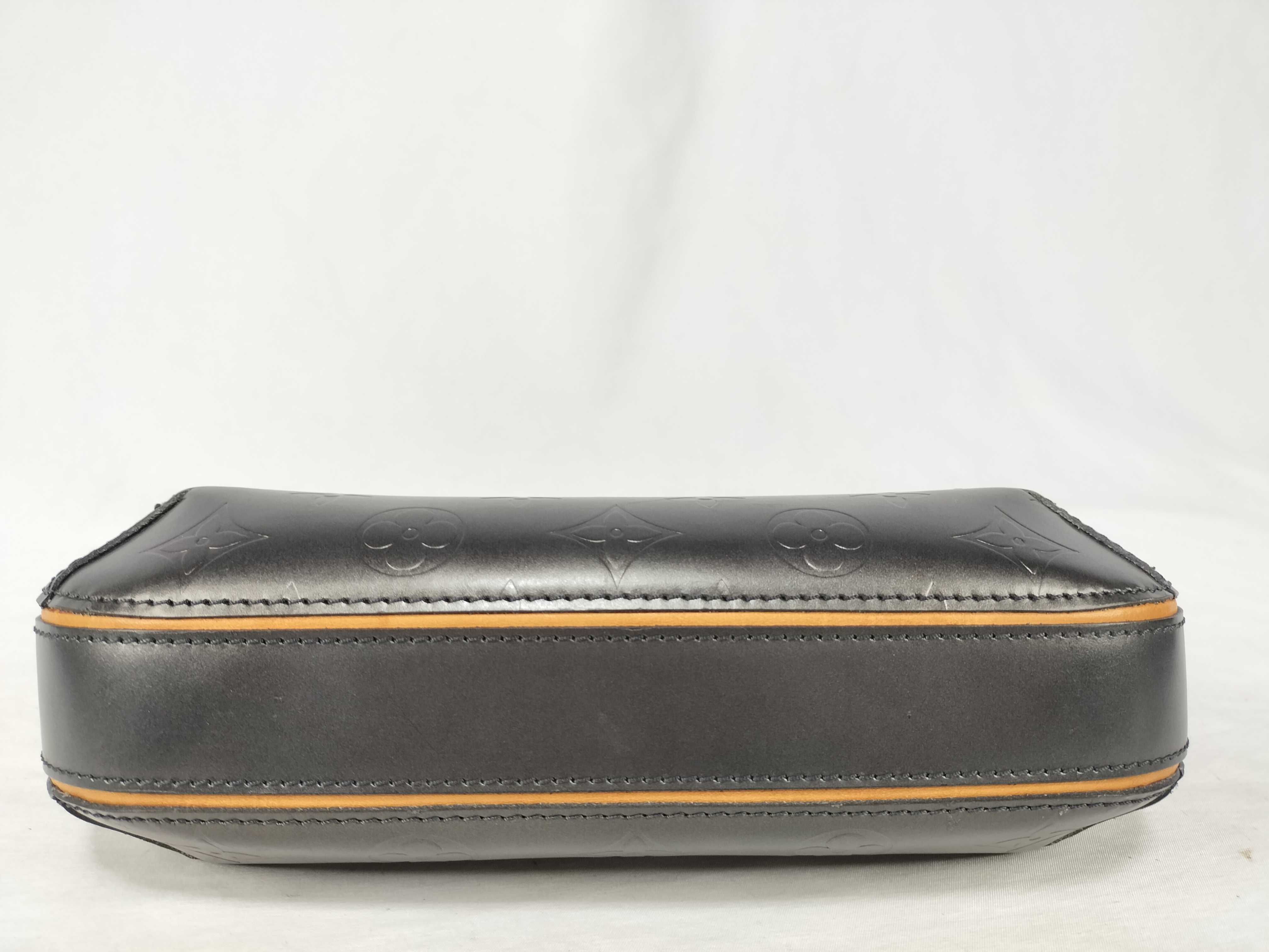 M55142 Fowler Handbag — view 8