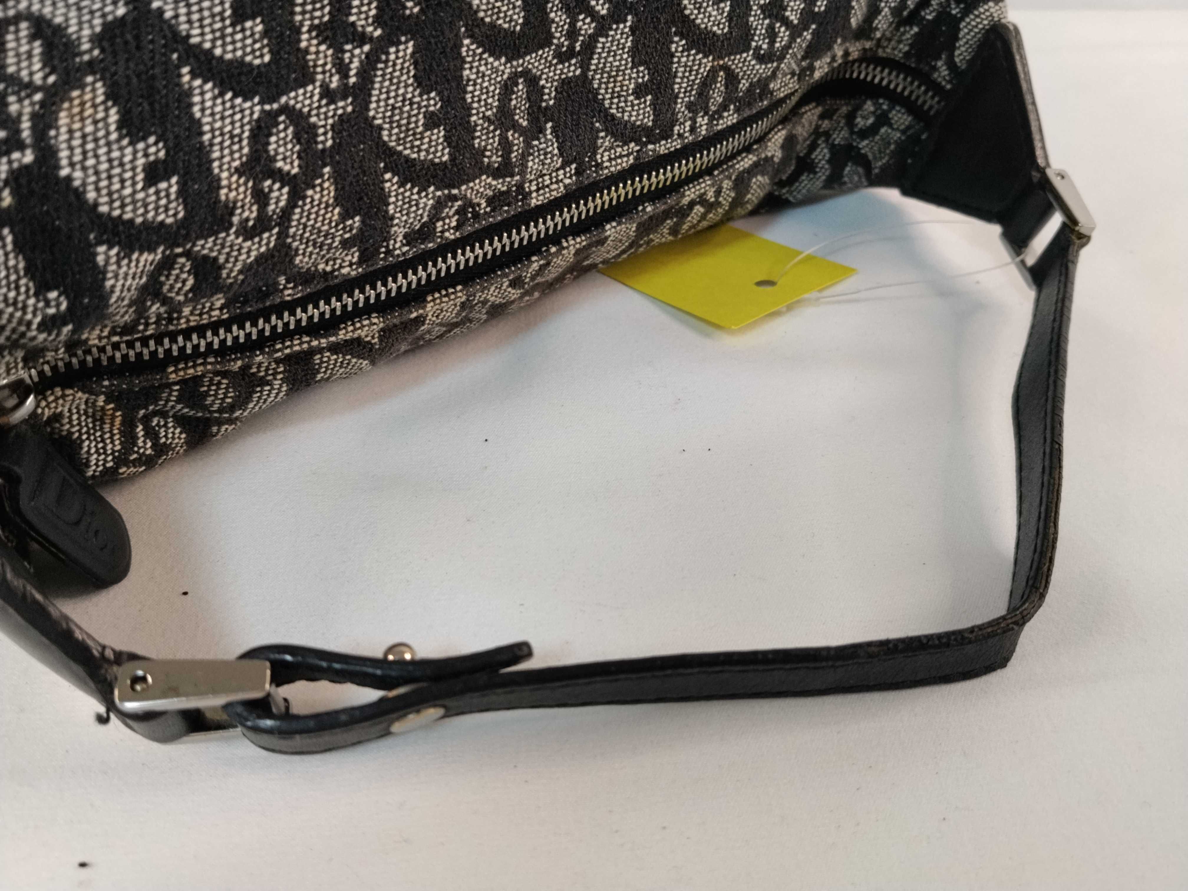 Trotter Accessory Pouch, Handbag — view 3