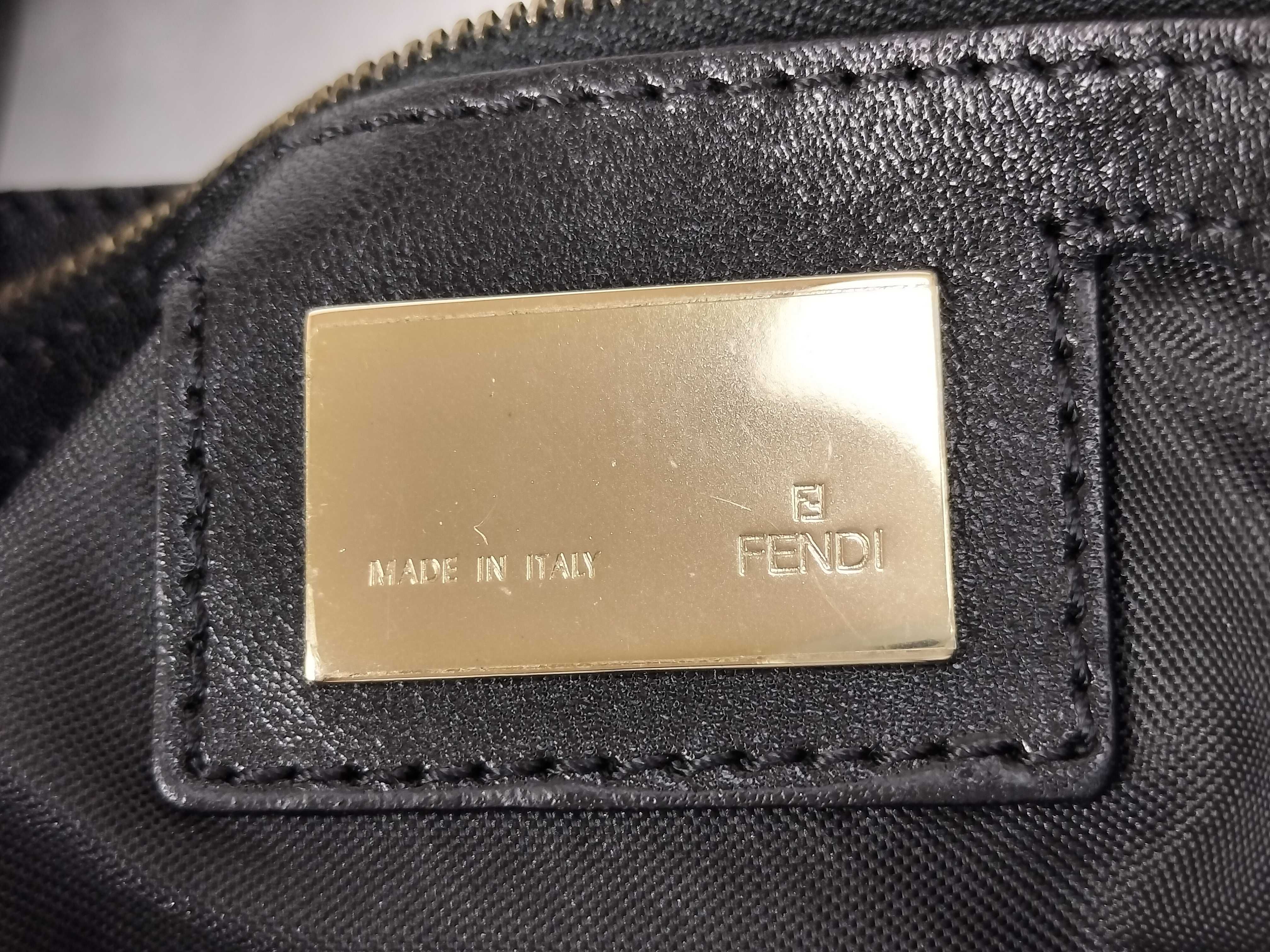 Black Leather Shoulder Bag — view 12