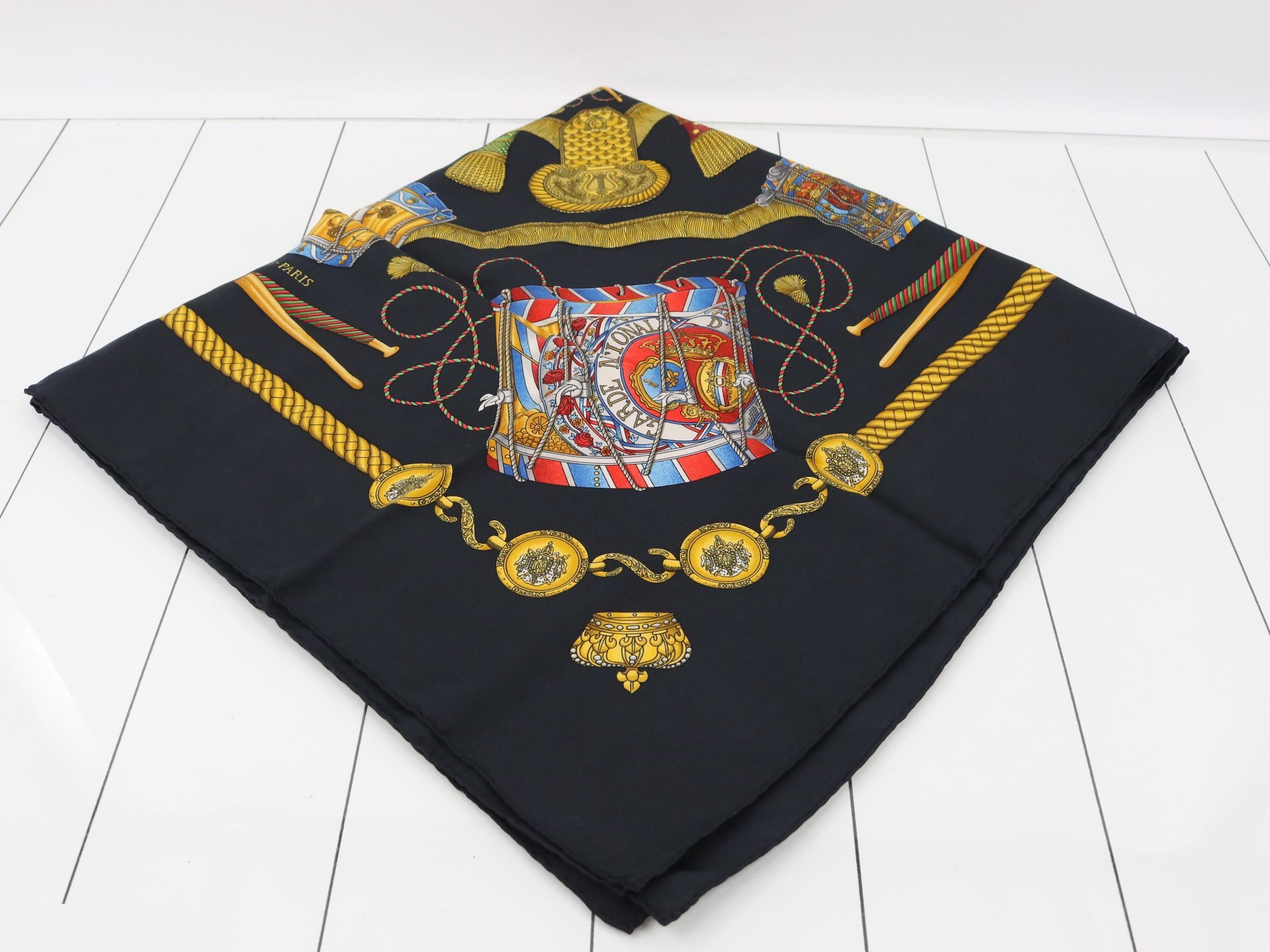 Carre 90 Black — view 2