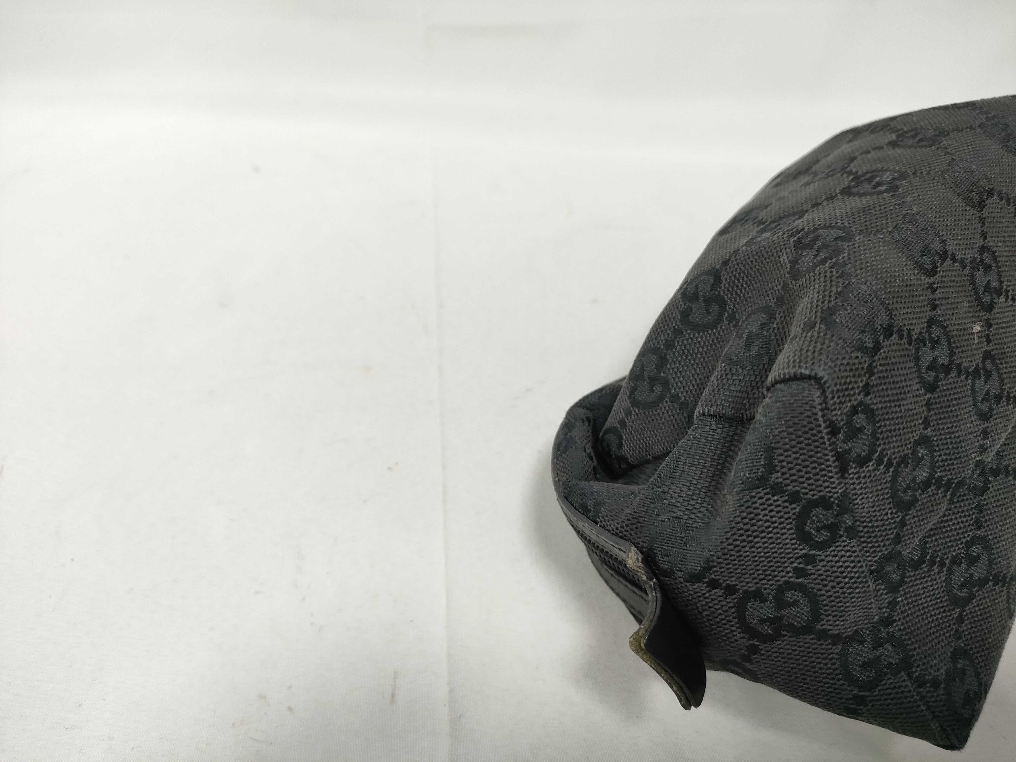 GG Canvas Pouch, Black — view 5