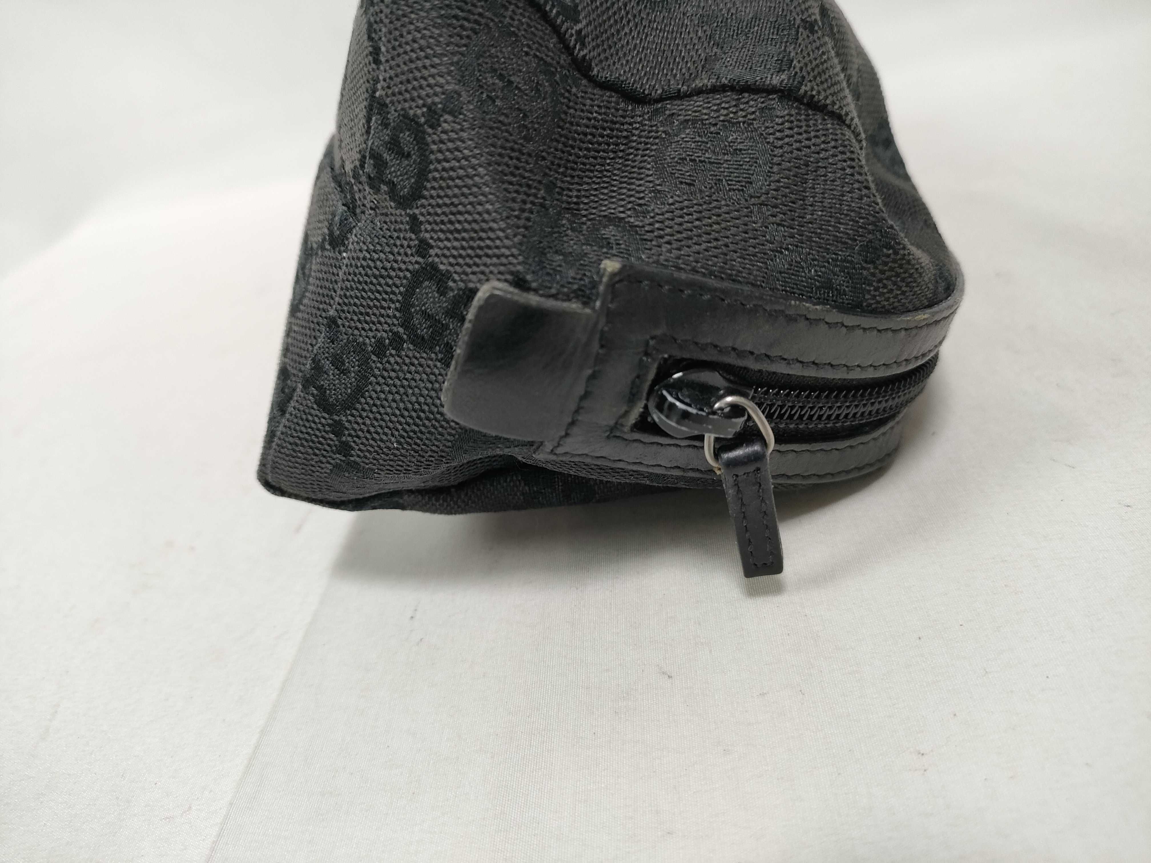GG Canvas Pouch, Black — view 8