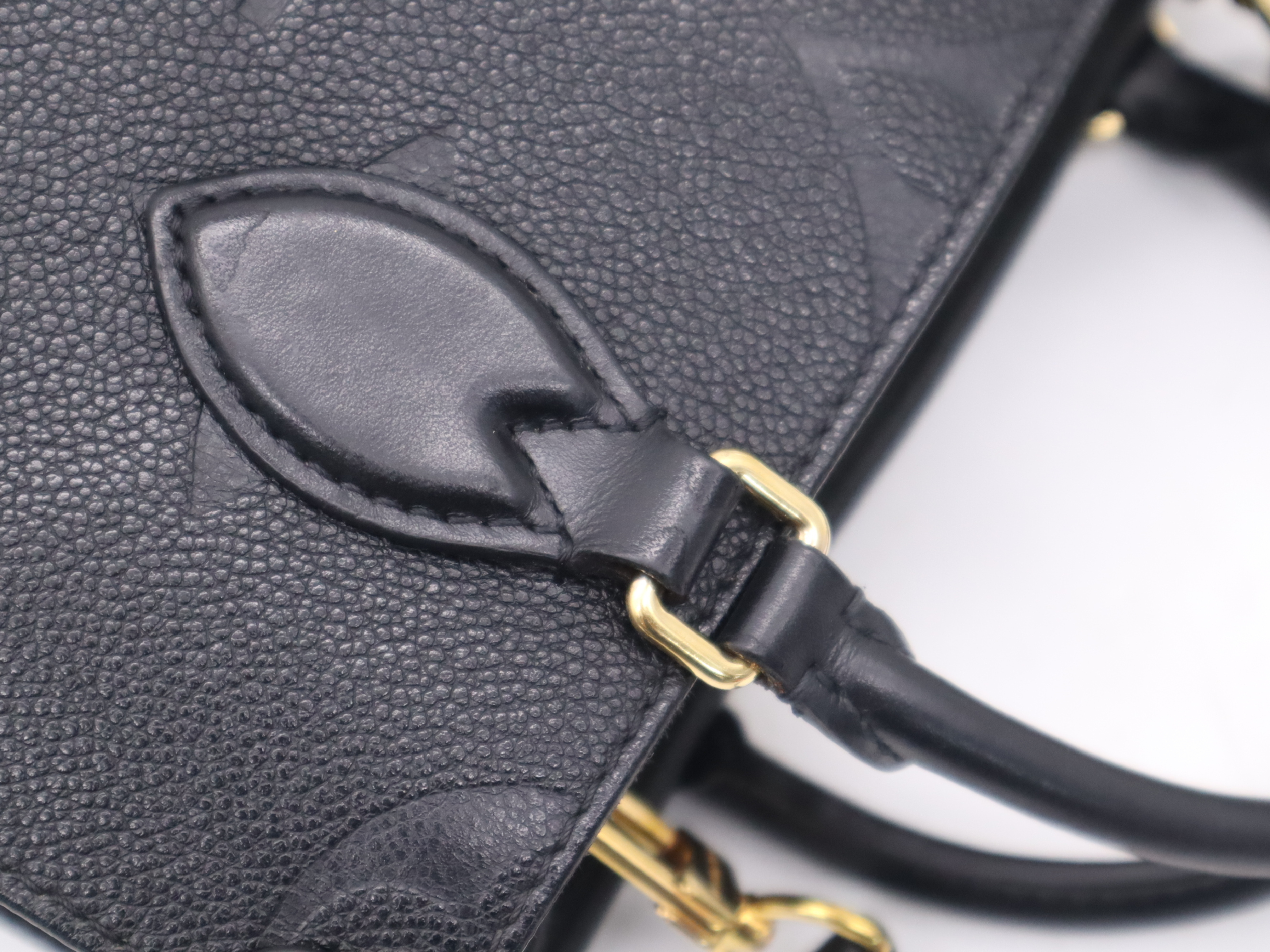 M45653 Empreinte OnTheGo PM Noir Handbag with Shoulder Strap — view 7
