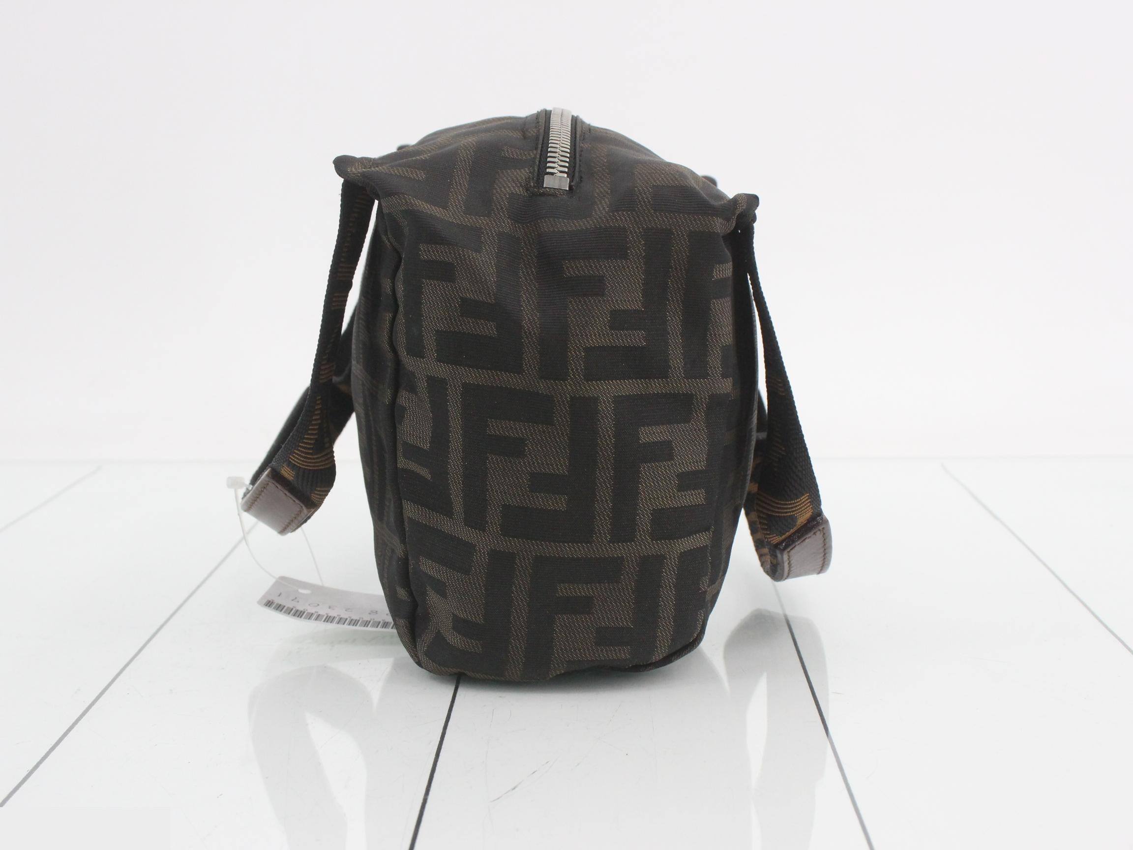Nylon Accessory Pouch — view 3