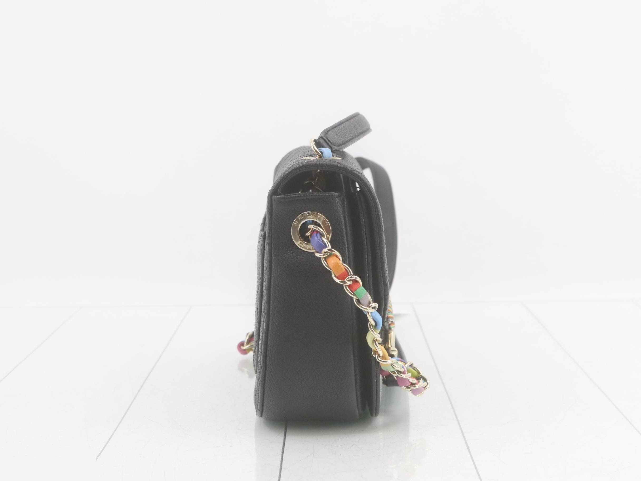 Caviar Skin 2-Way Shoulder/Handbag — view 4