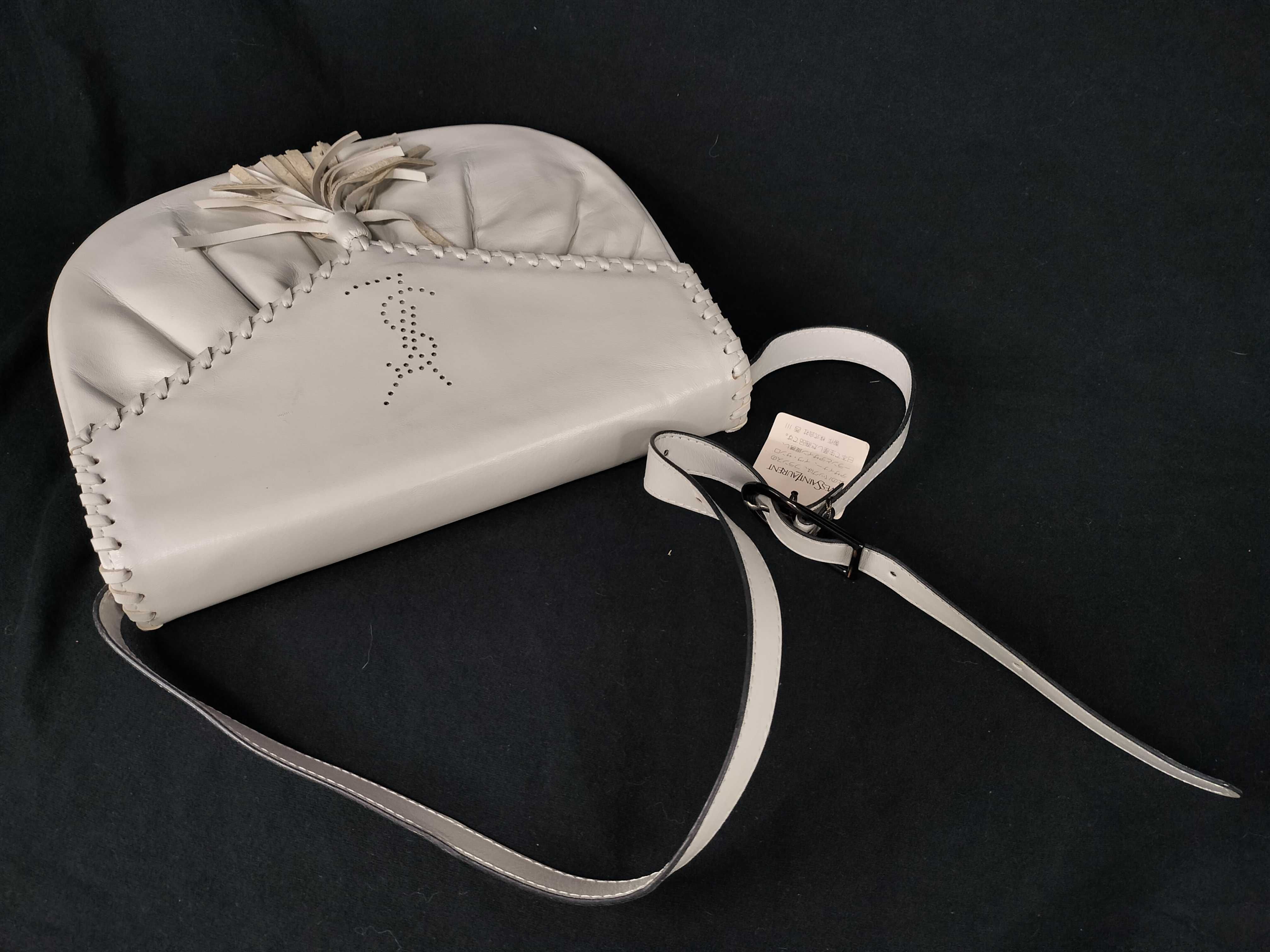 Cassandra Logo Shoulder Bag (Archive Shoulder Bag) — view 3