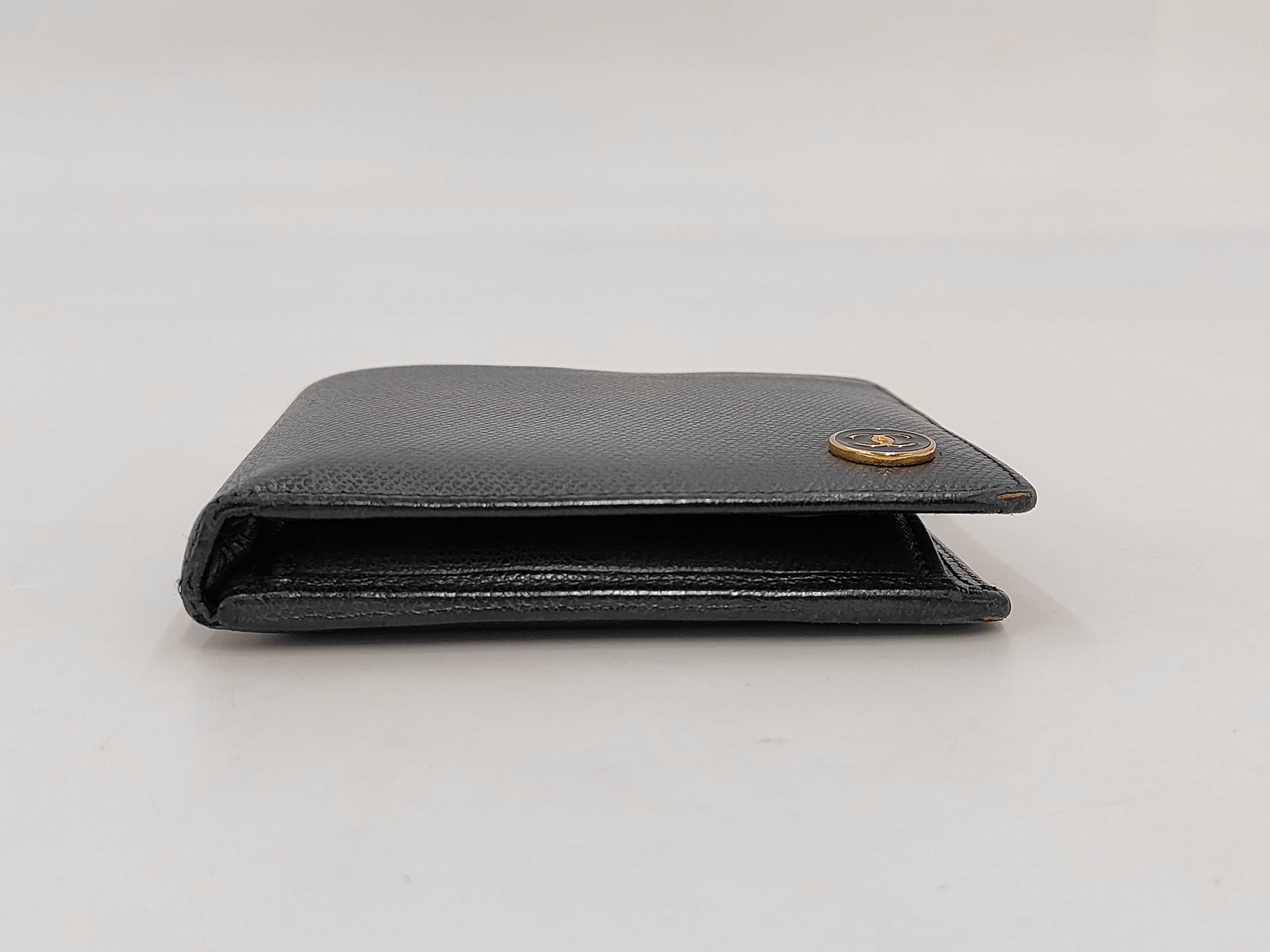 wallet — view 3
