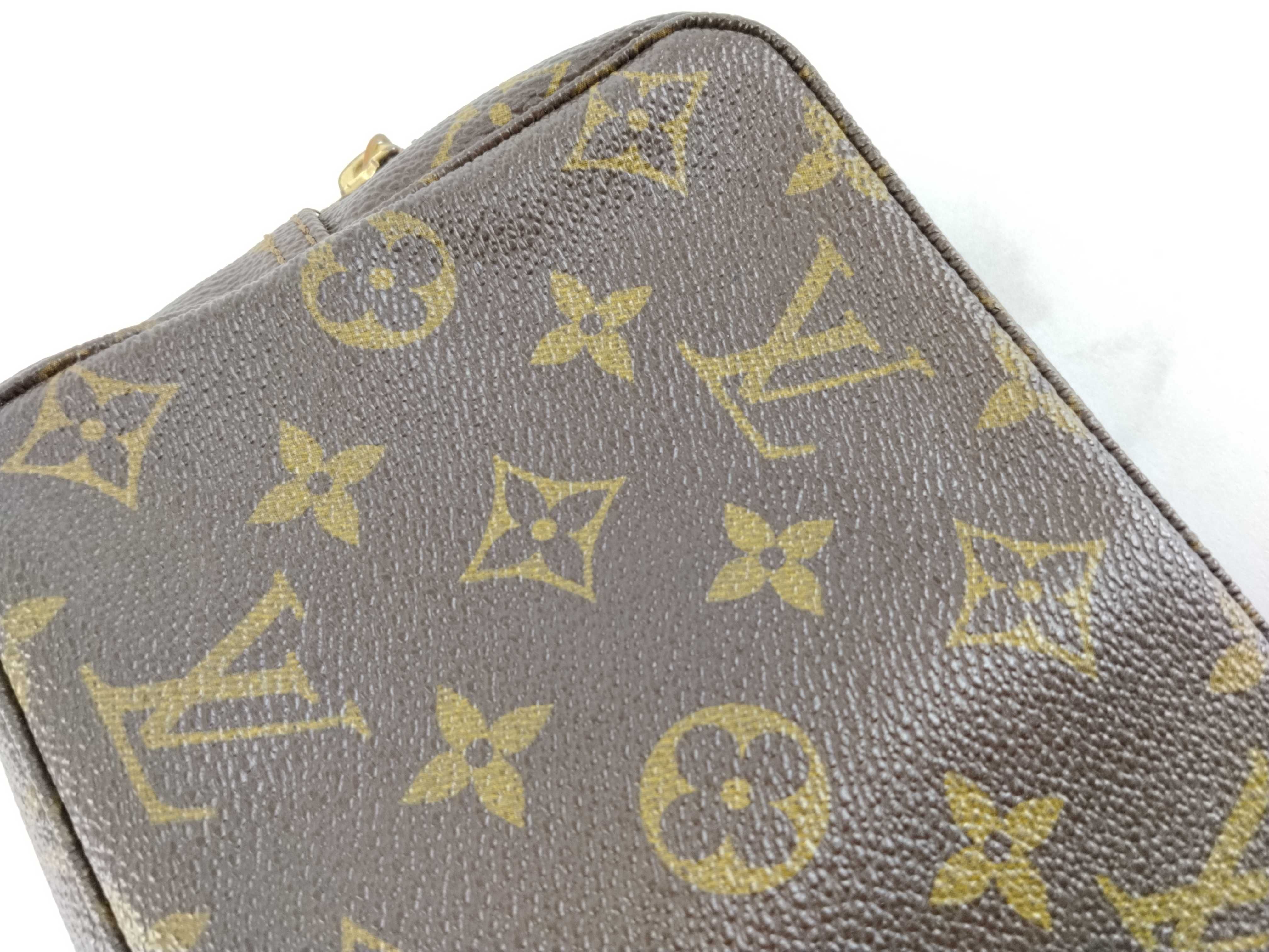 Monogram Louis Vuitton Monogram Trousses Toilette 18 M47526 Pouch — view 11
