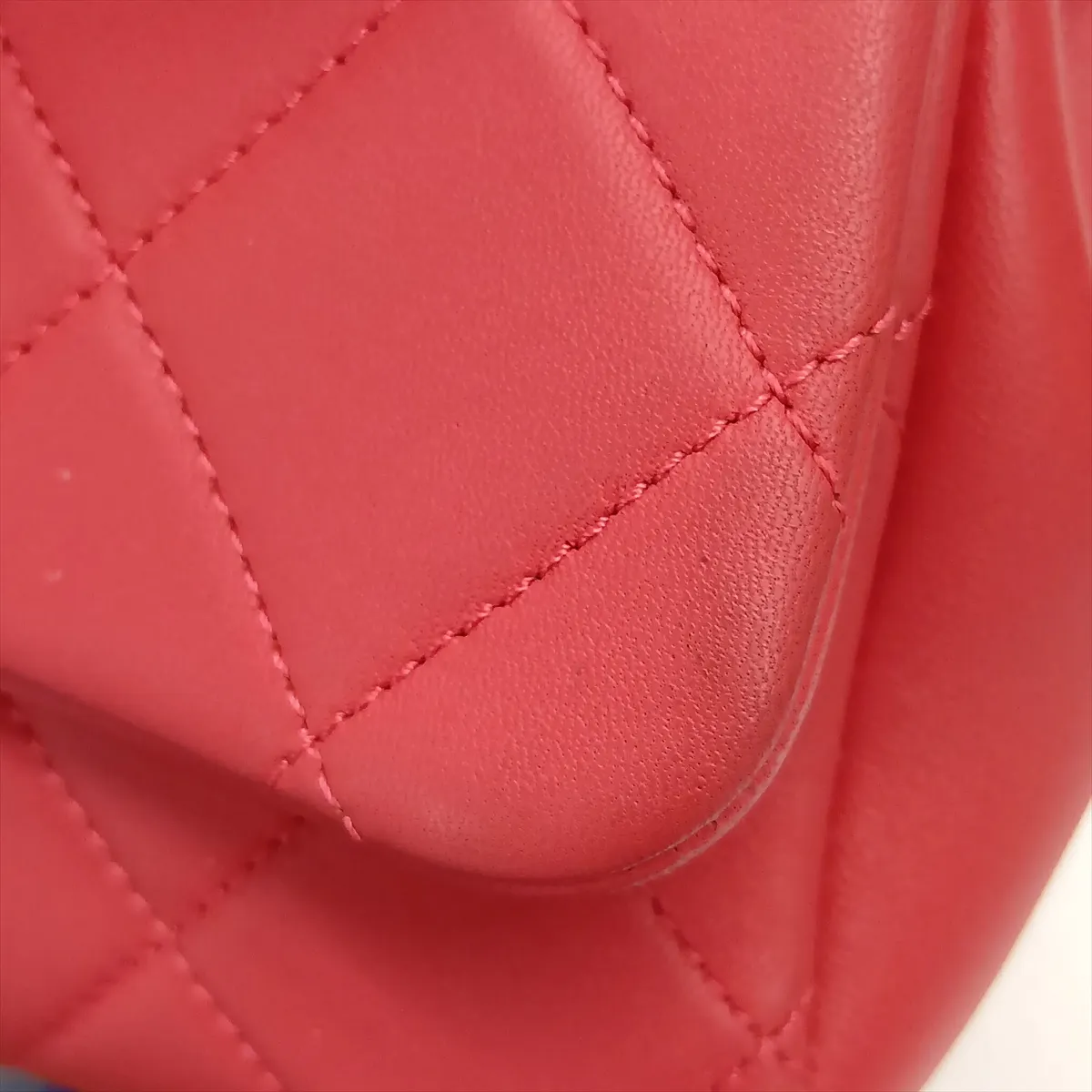 Matelassé Lambskin Chain Shoulder Bag, Red with Gold Hardware, 29233444 (Serial Number 29) — view 15