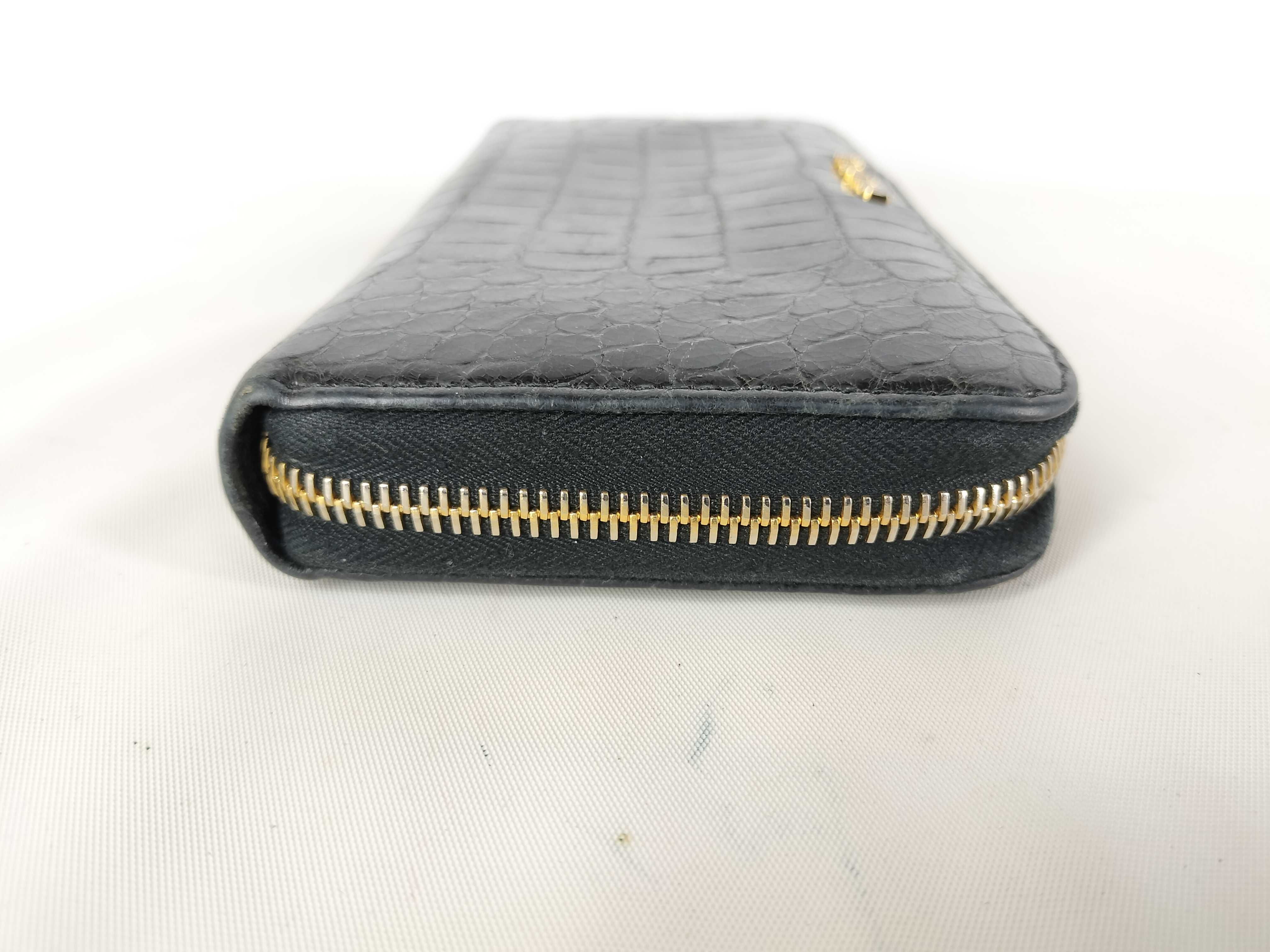 wallet — view 3