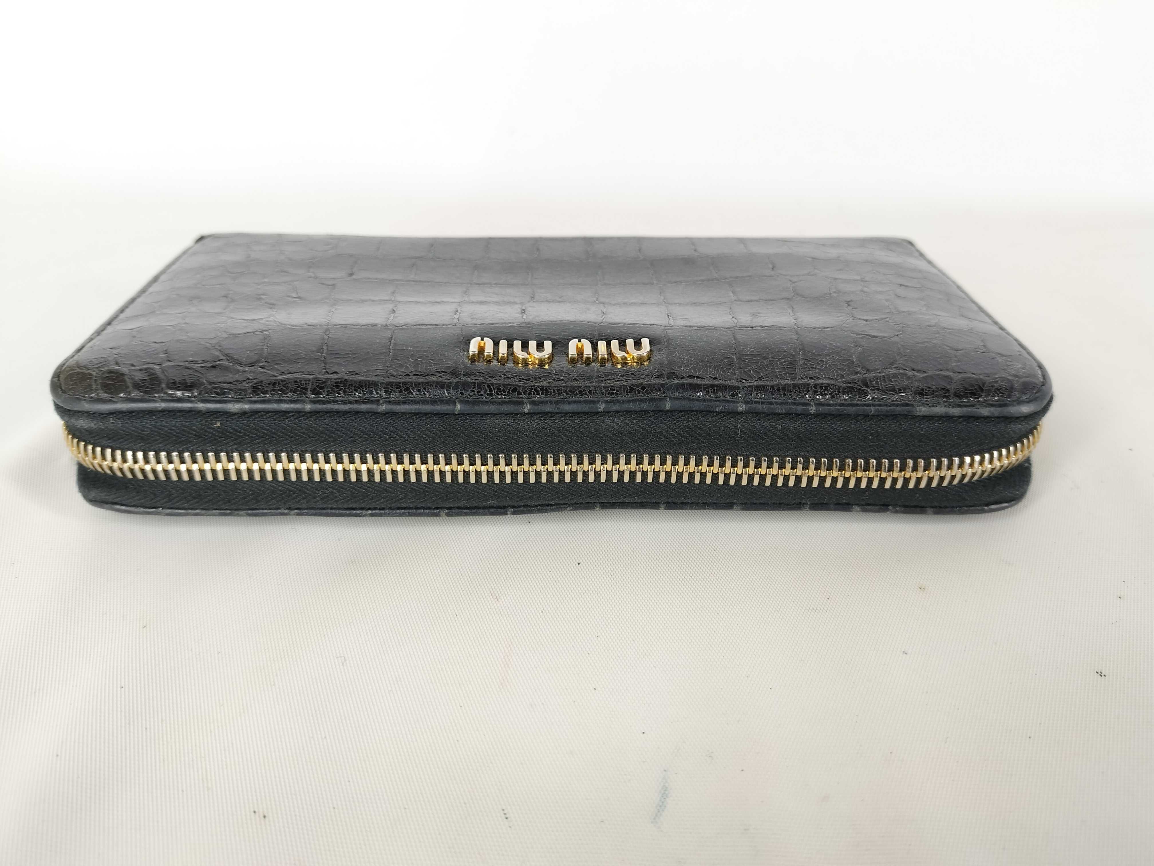 wallet — view 5
