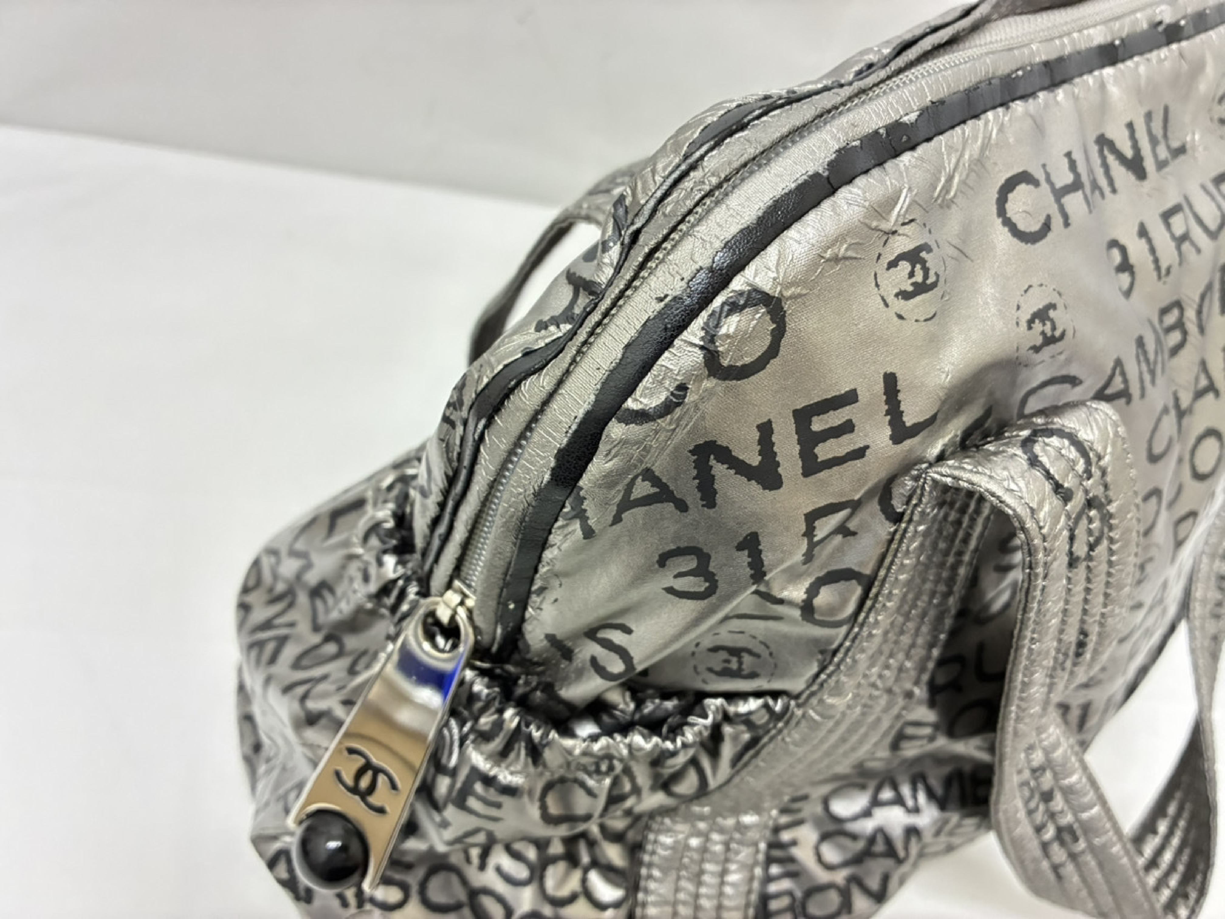 Unlimited Tote Bag Silver Tote Bag — view 5