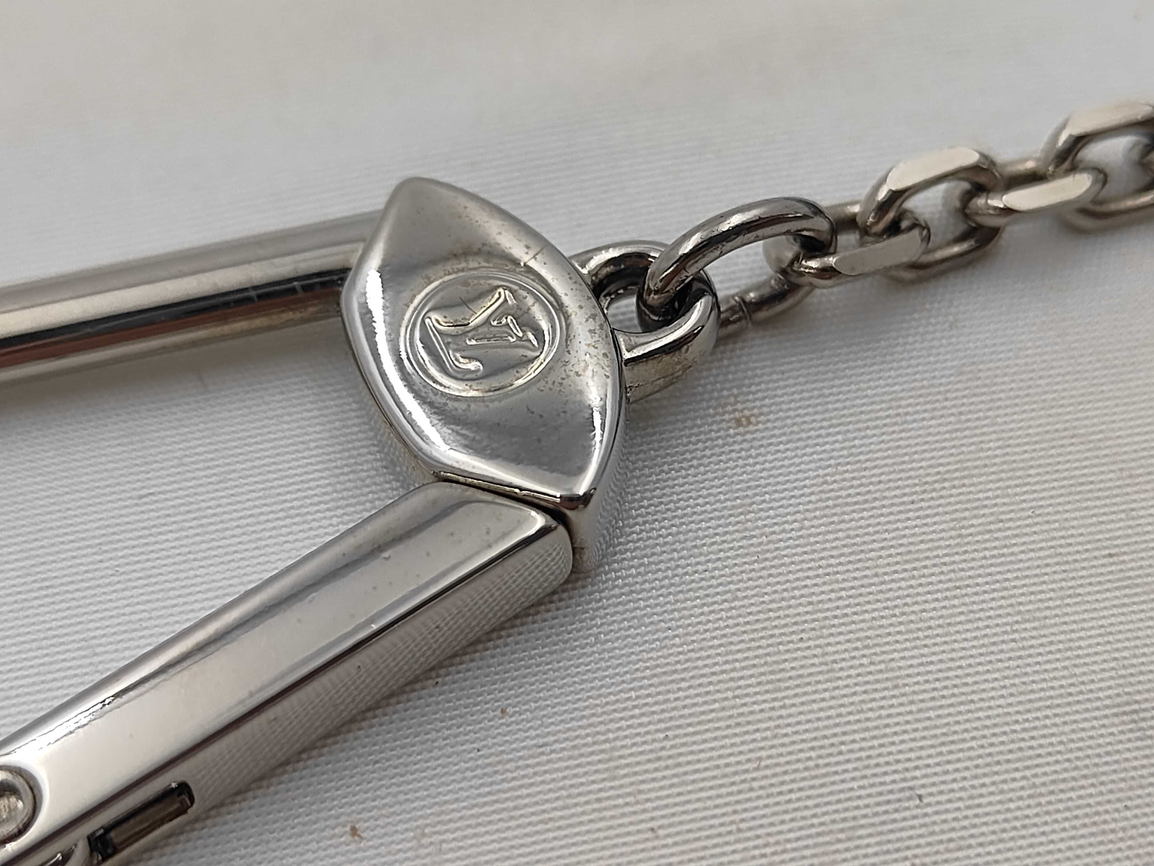 Mahina coin case — view 4