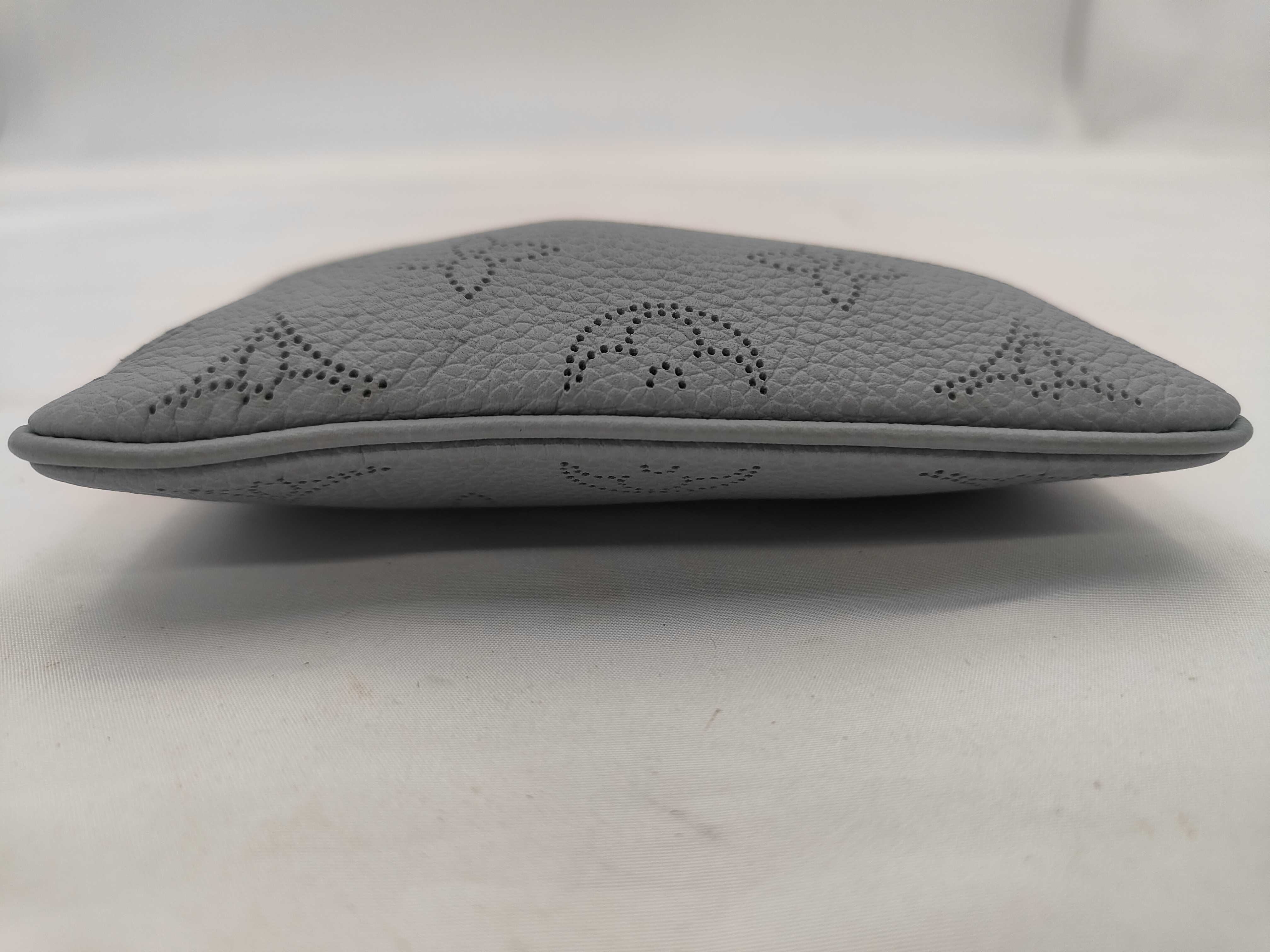 Mahina coin case — view 7