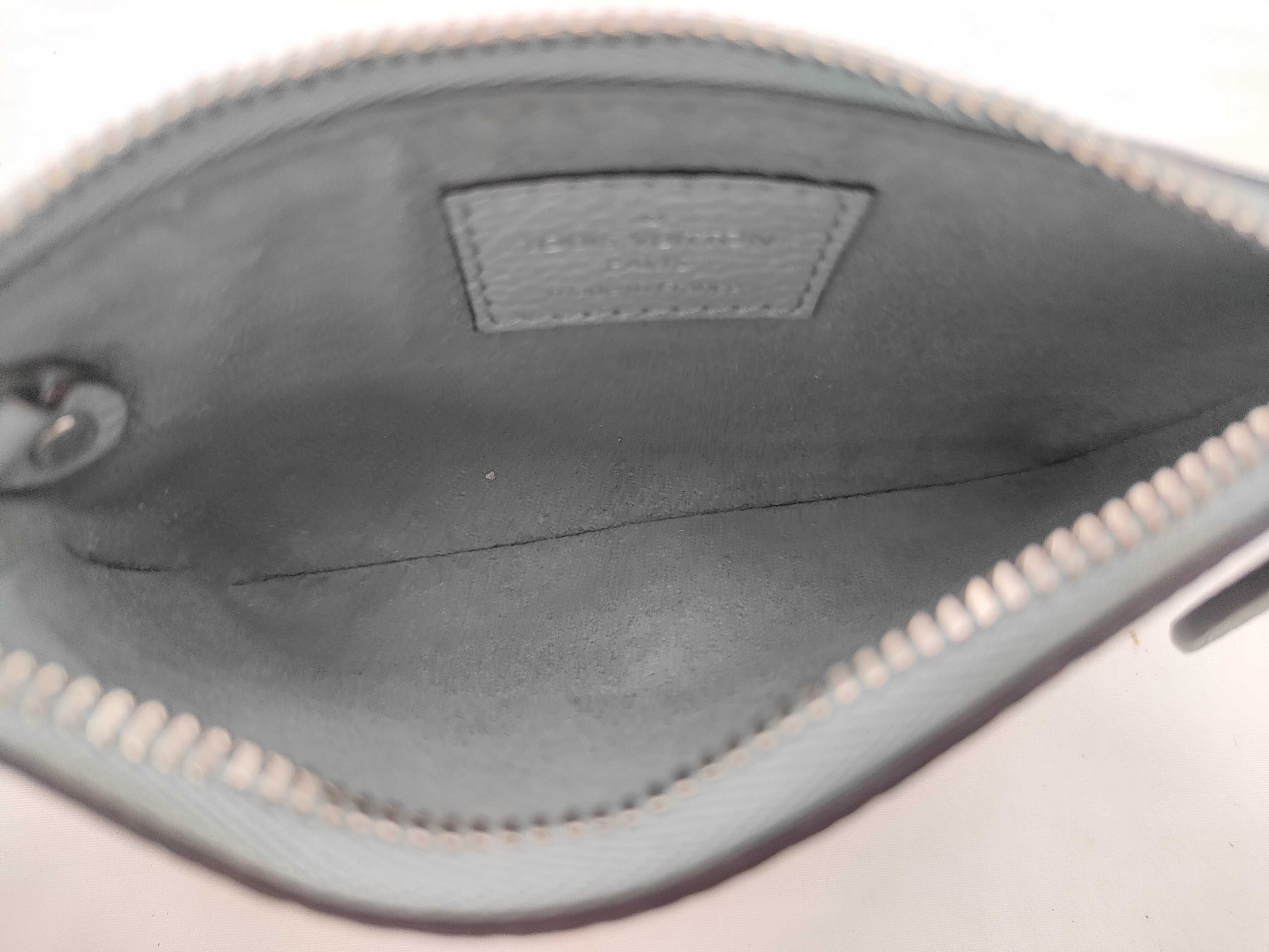 Mahina coin case — view 8