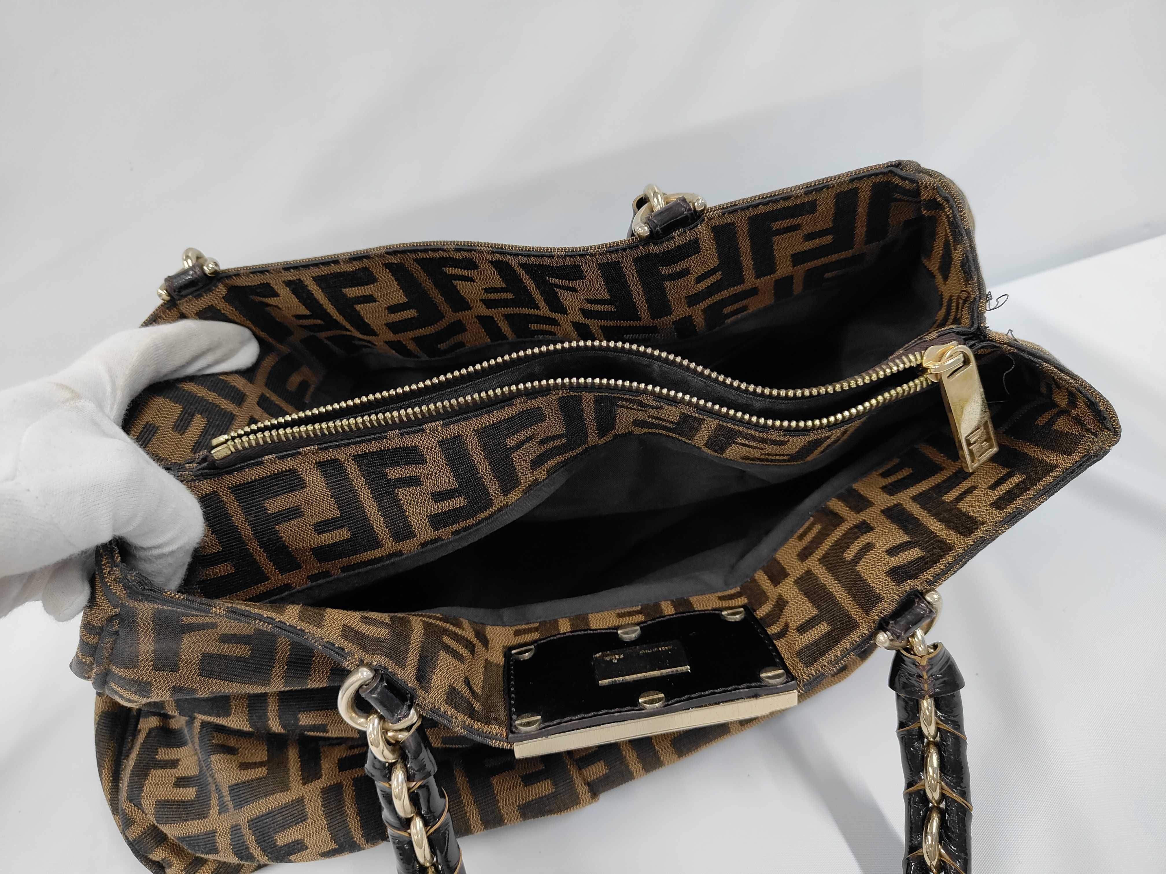 Zucca Chain Tote Bag — view 8
