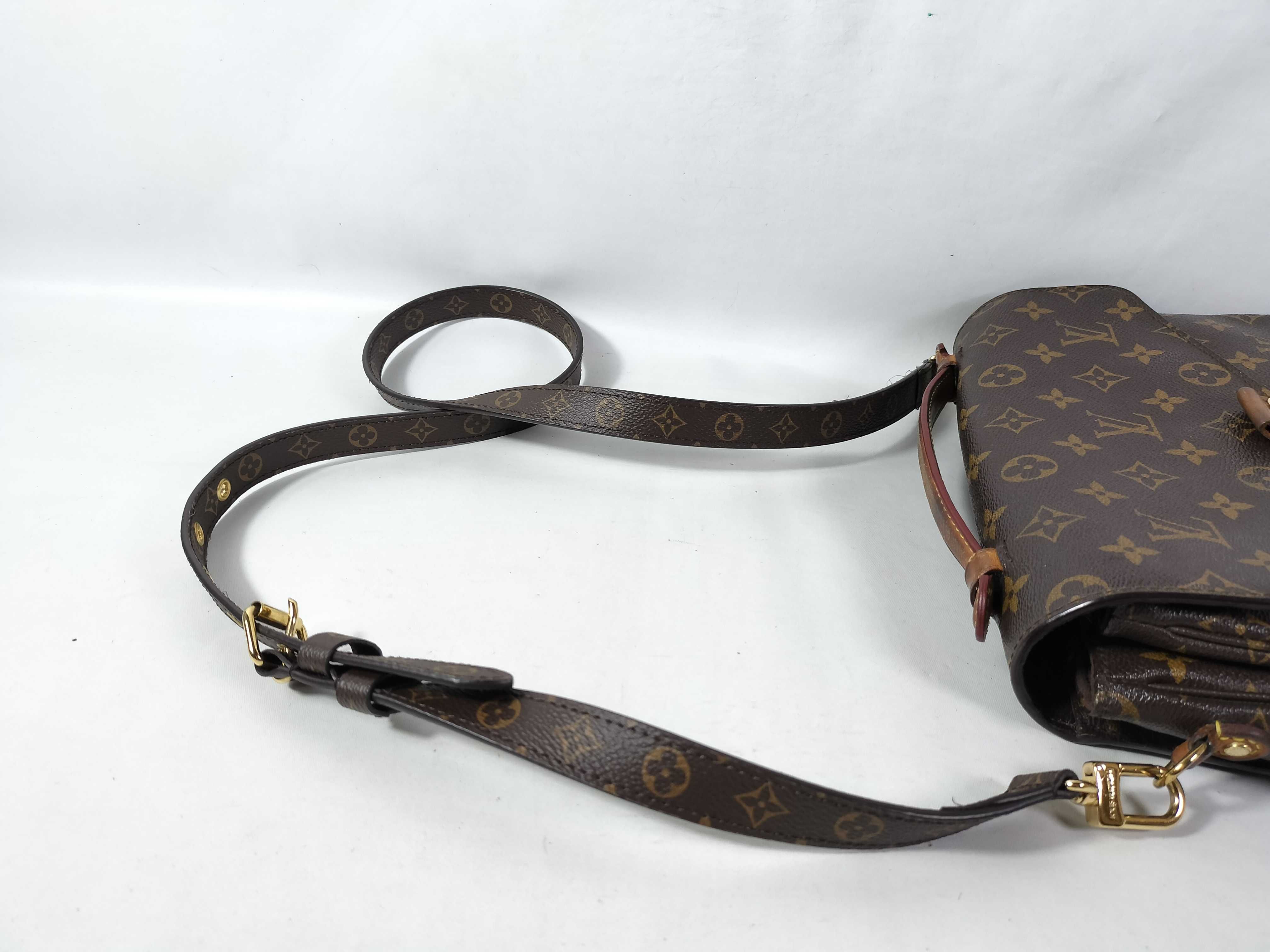 Monogram Pochette Metis MM Shoulder Bag — view 3
