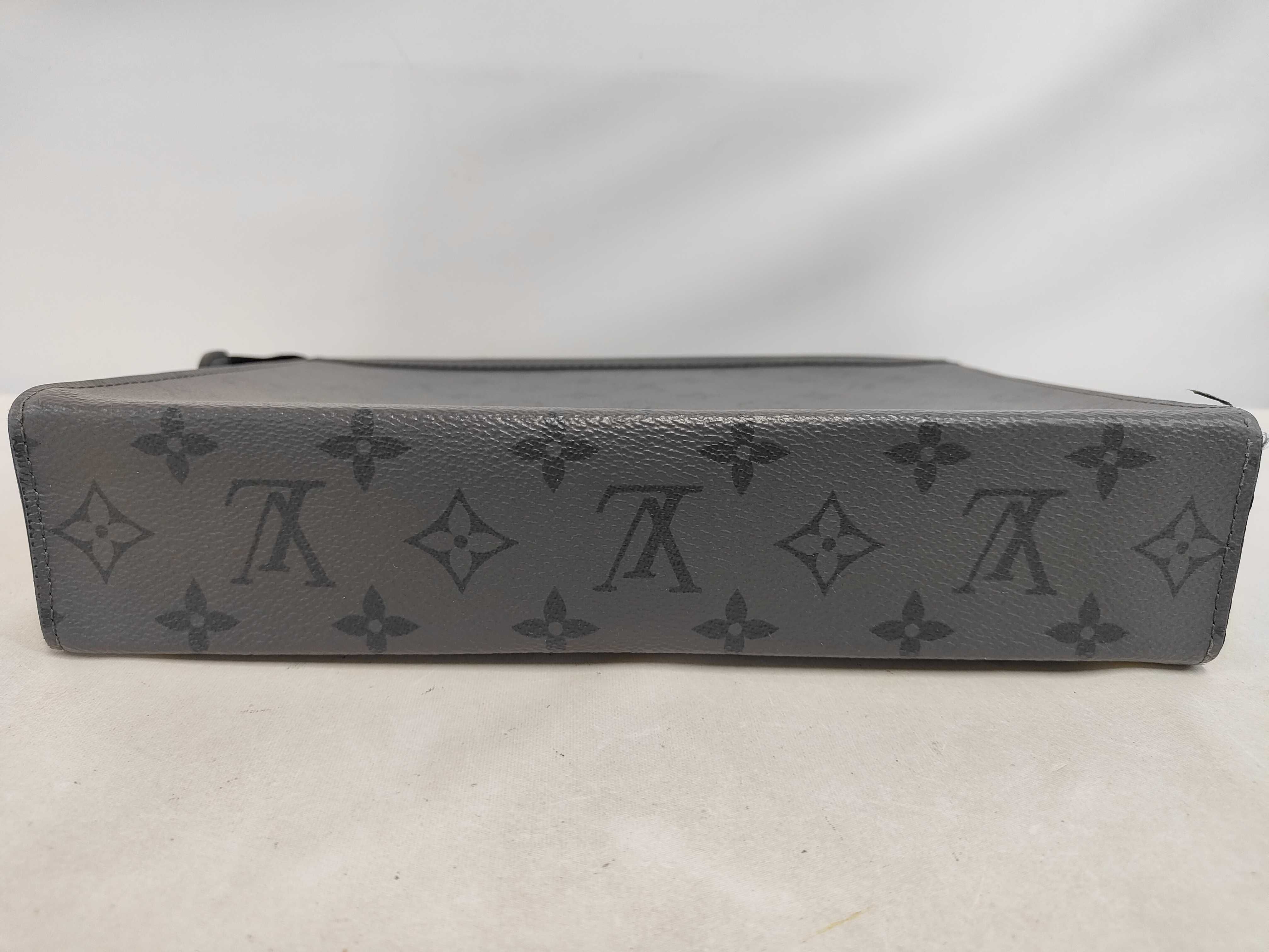 Pochette Voyage MM Monogram Eclipse M61692 Second Bag — view 4