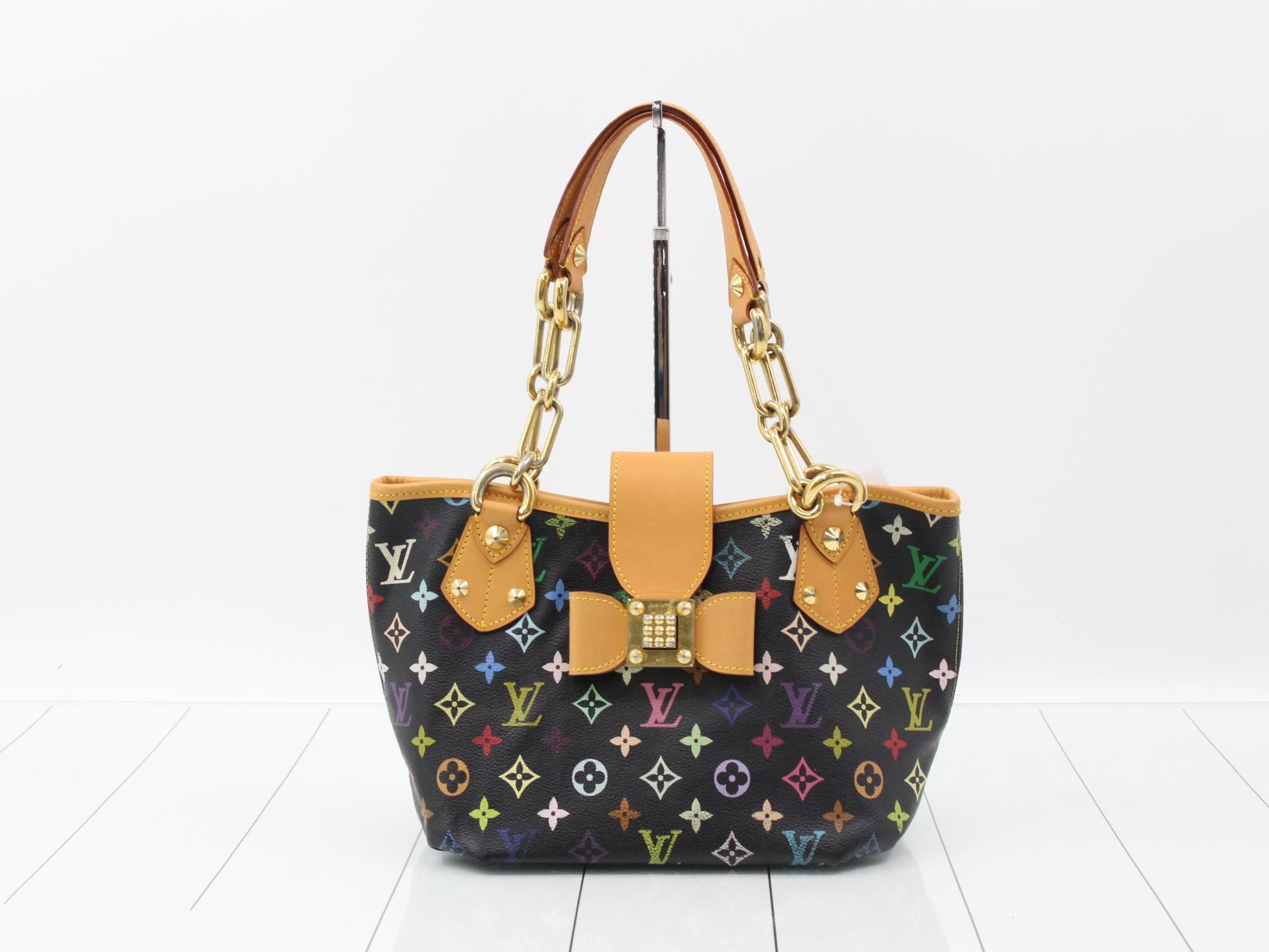 M40308 Annie MM Chain Tote Bag, Multicolor, Black