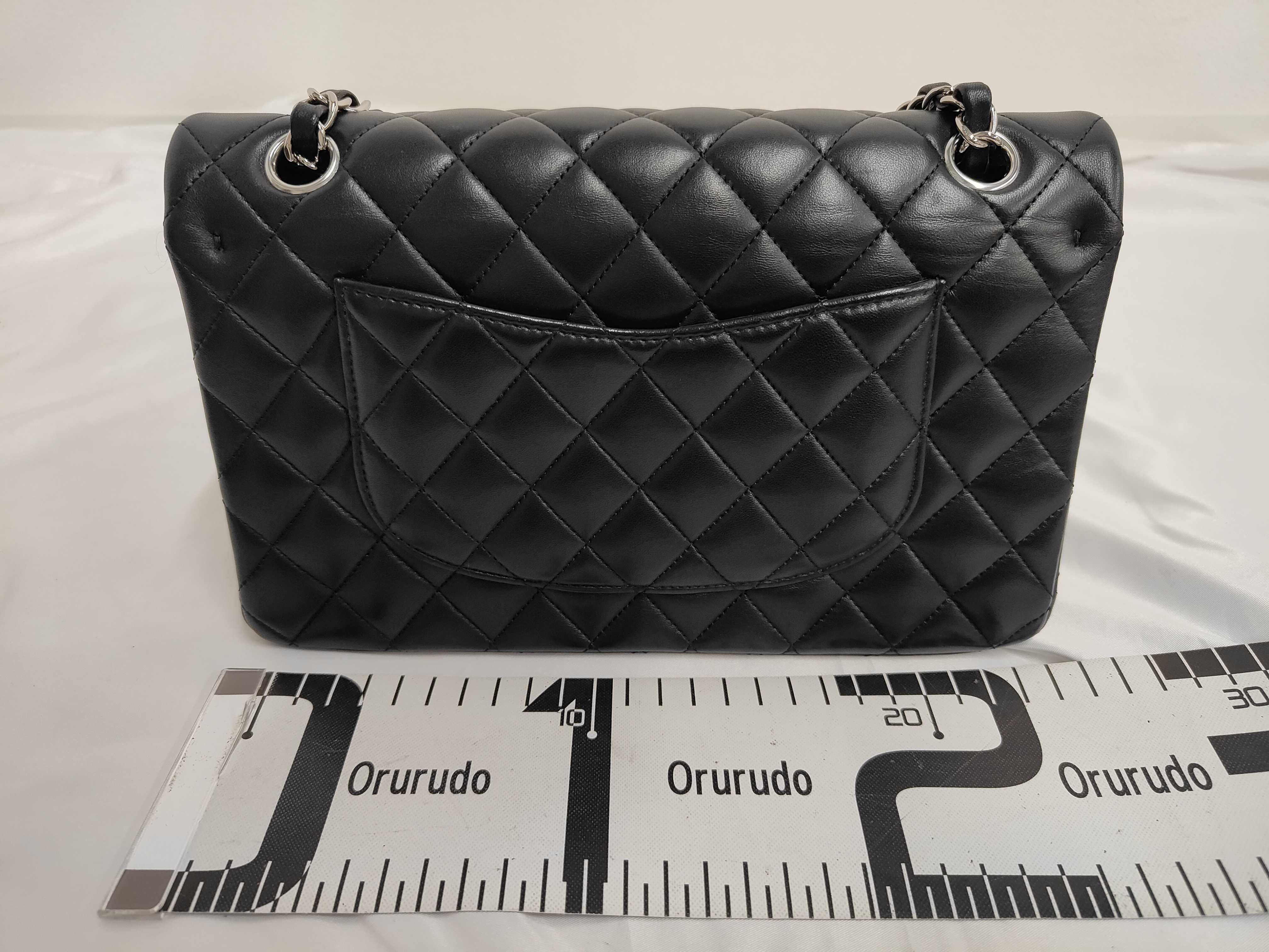 Matelassé 25 Lambskin Black Silver Hardware Double Flap Serial Plate Shoulder Bag — view 2