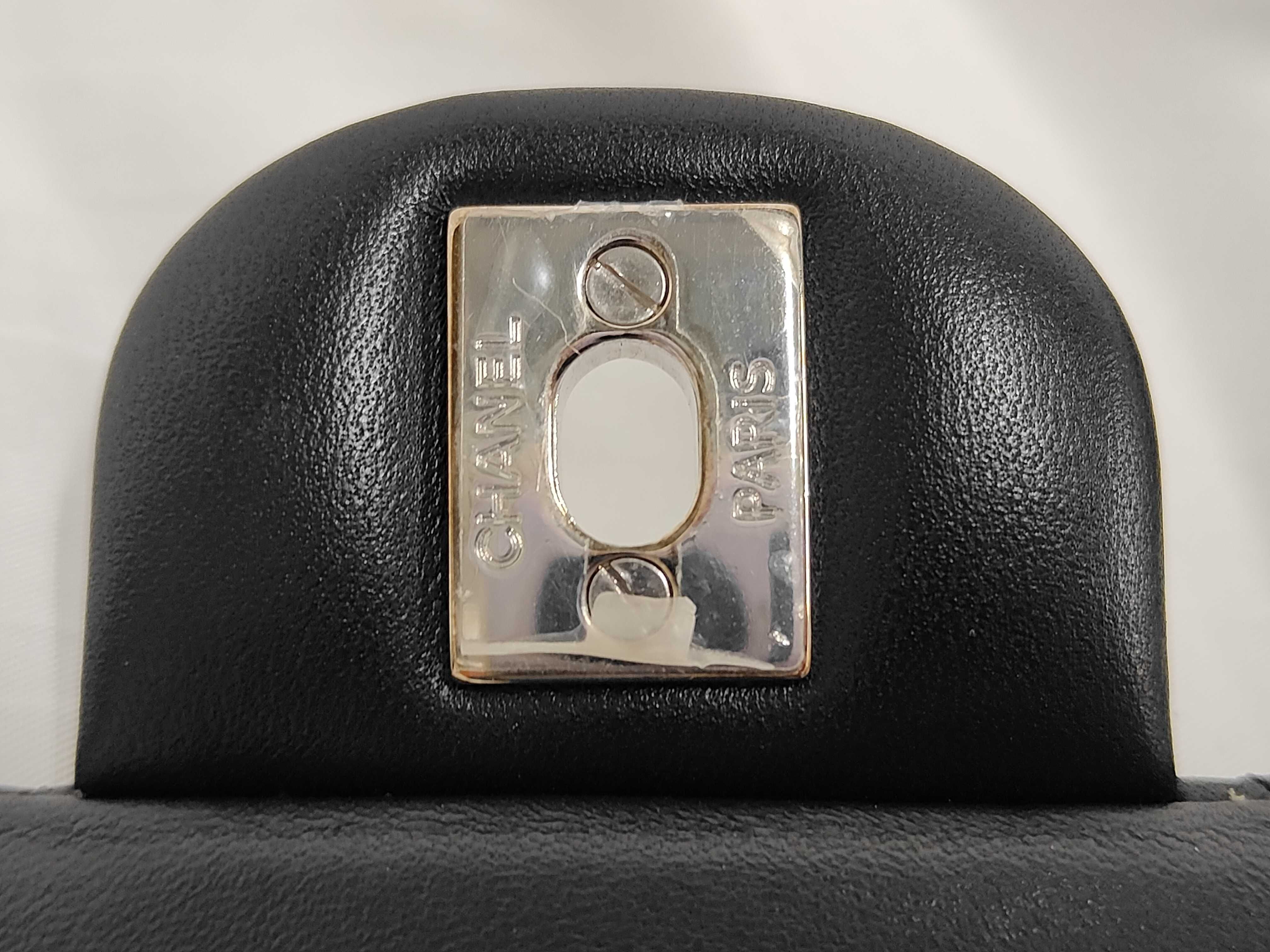 Matelassé 25 Lambskin Black Silver Hardware Double Flap Serial Plate Shoulder Bag — view 9