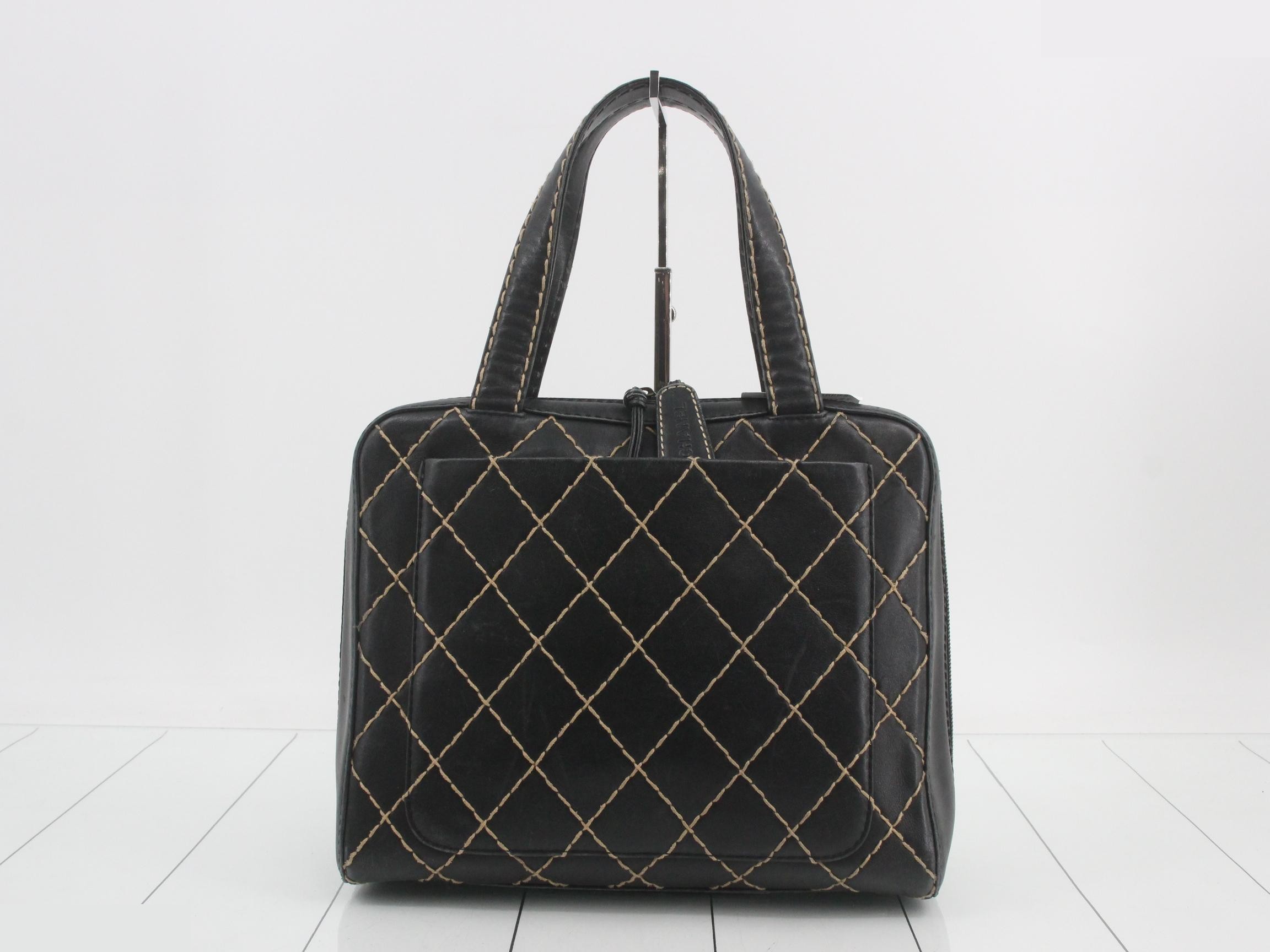 Tote bag, black, with sticker, item number 6. — view 2