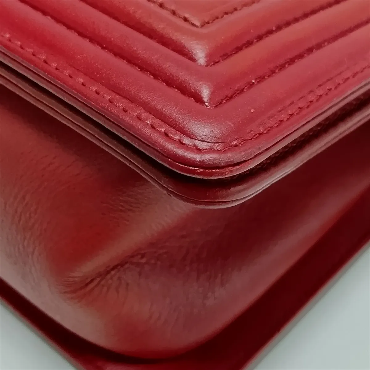 Boy Chanel 25 Lambskin Chain Shoulder Bag, Red, Gunmetal Hardware, 18460674, Serial Number 18-series, A67086 — view 14
