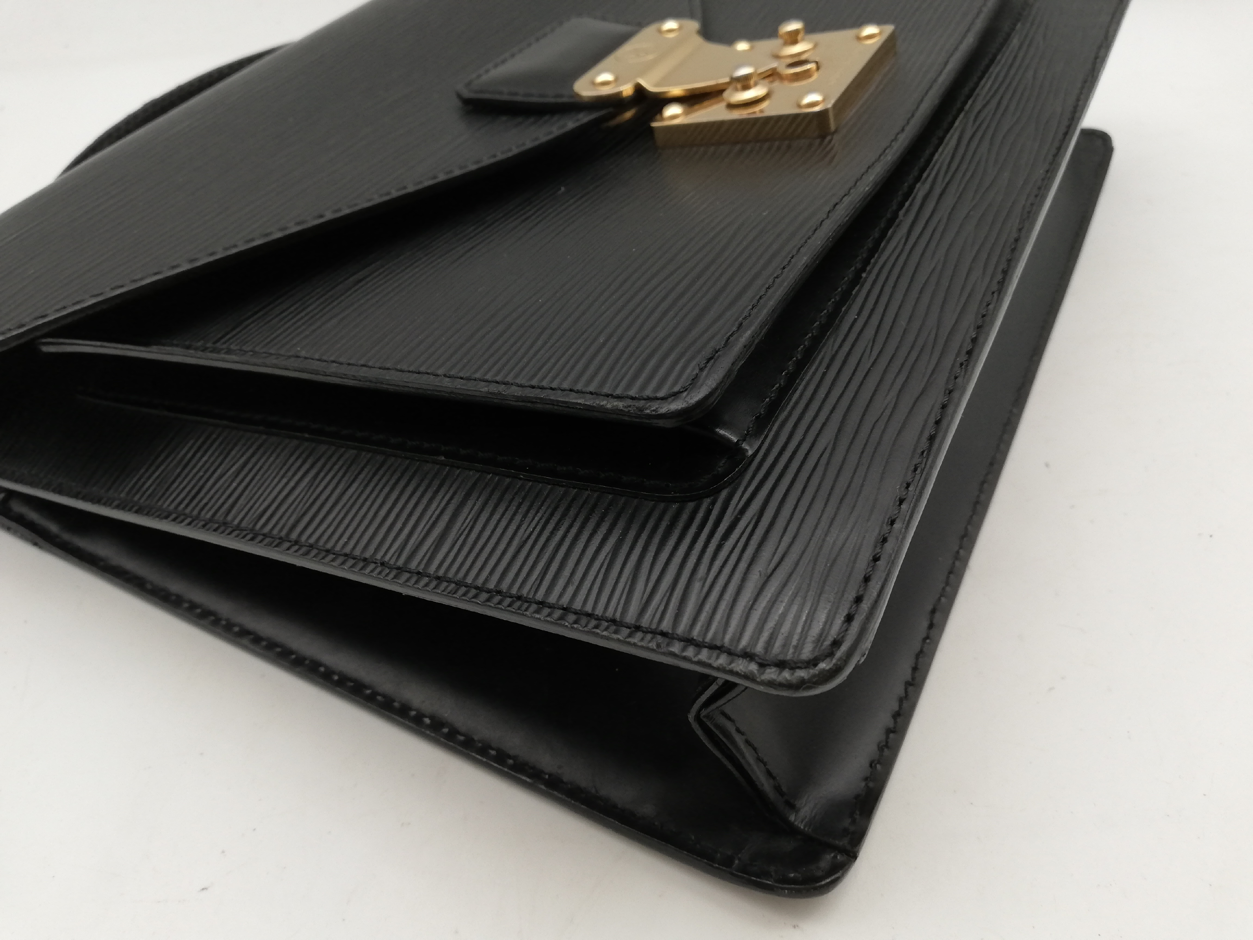 Epi Monceau M52122 Noir Handbag — view 7