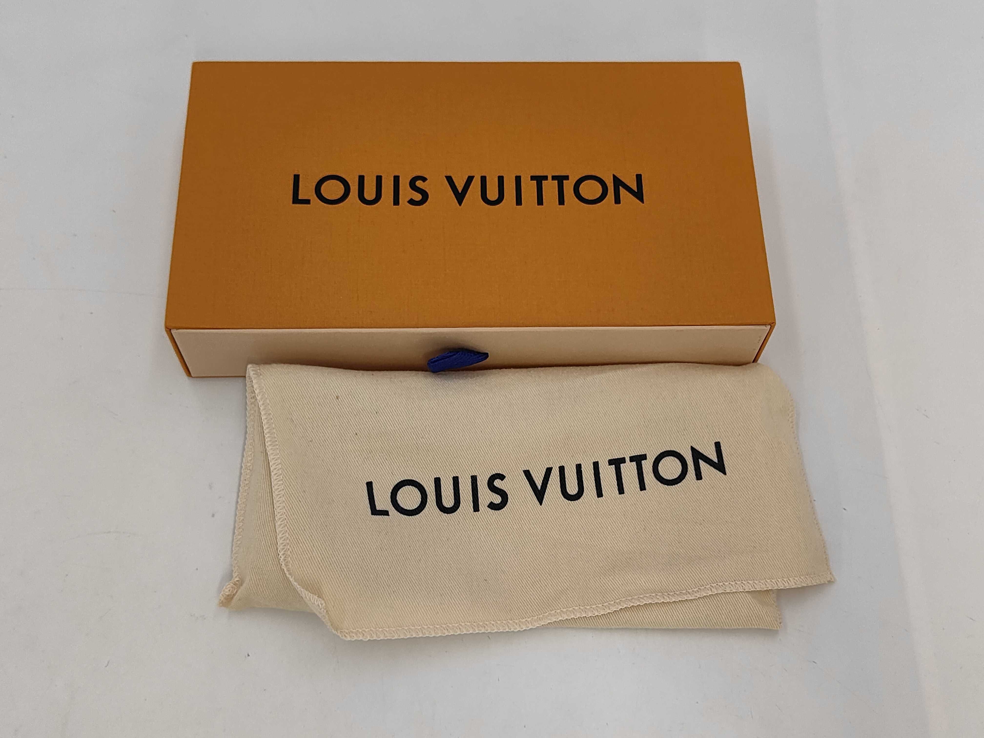 Monogram Empreinte LV x TM Monogram Empreinte Zippy Wallet M13618 RFID Wallet — view 9