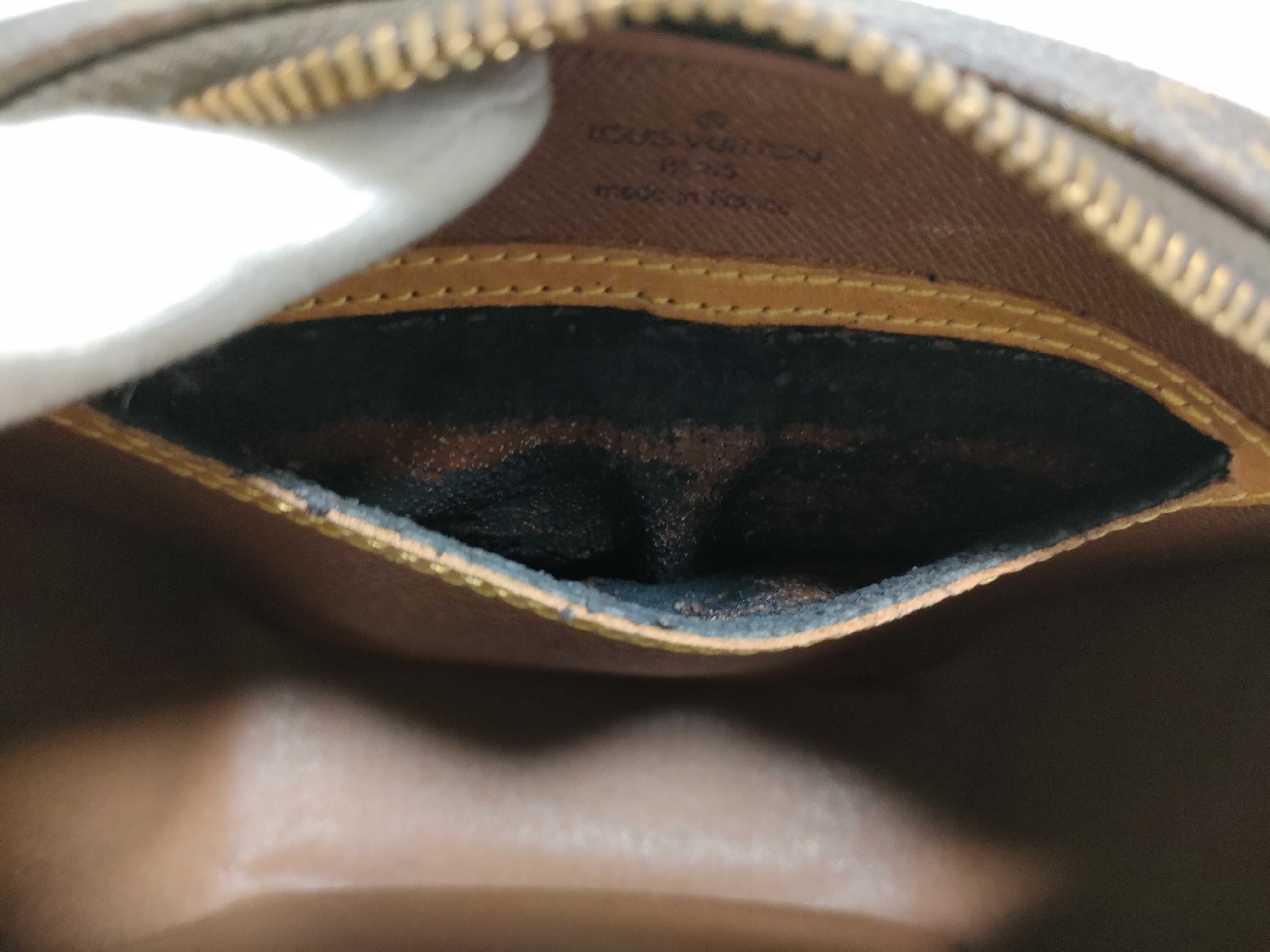 Monogram M51221 Blois Shoulder Bag (Moderately deteriorated) — view 11