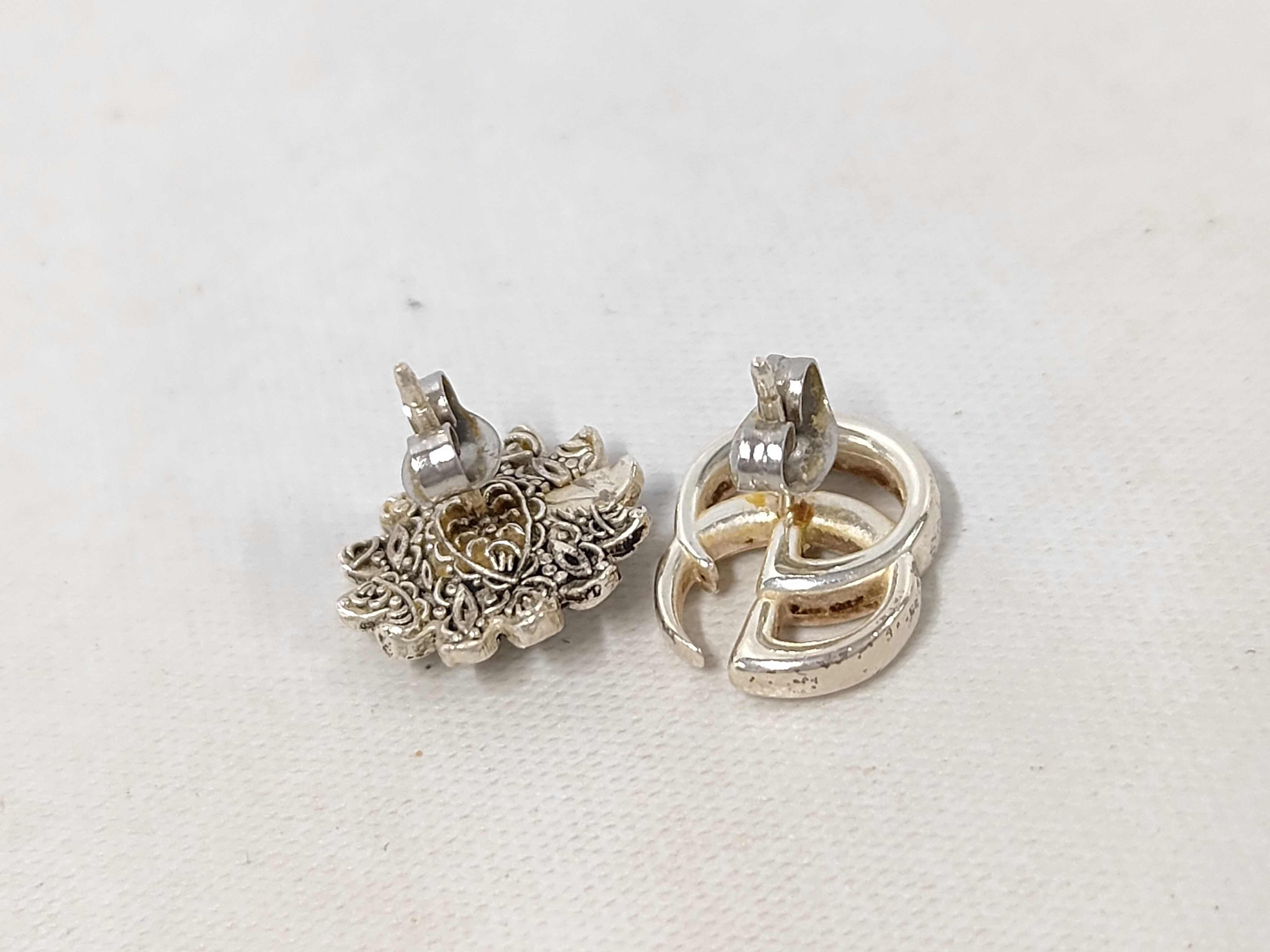 earrings — view 3