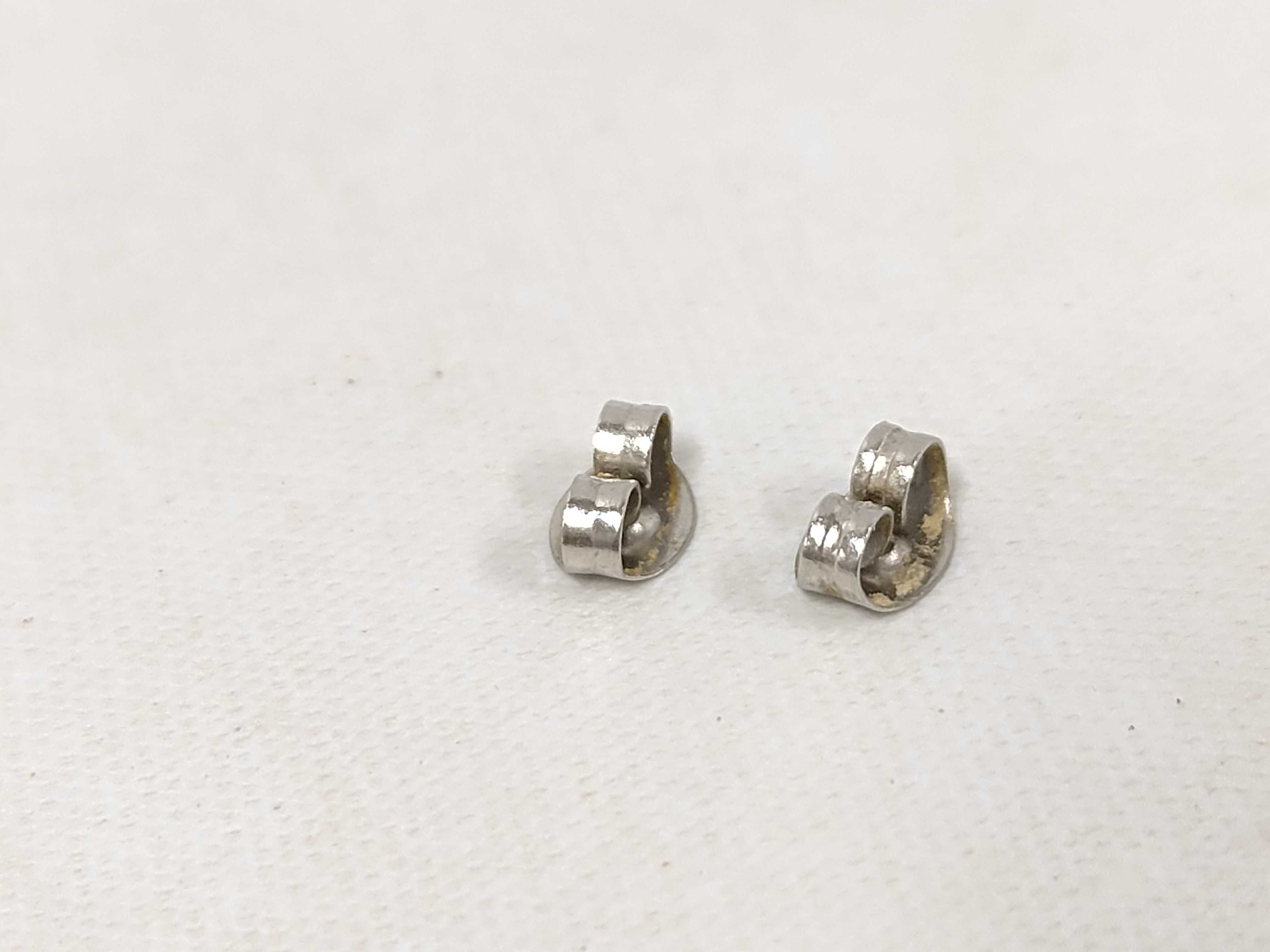 earrings — view 4