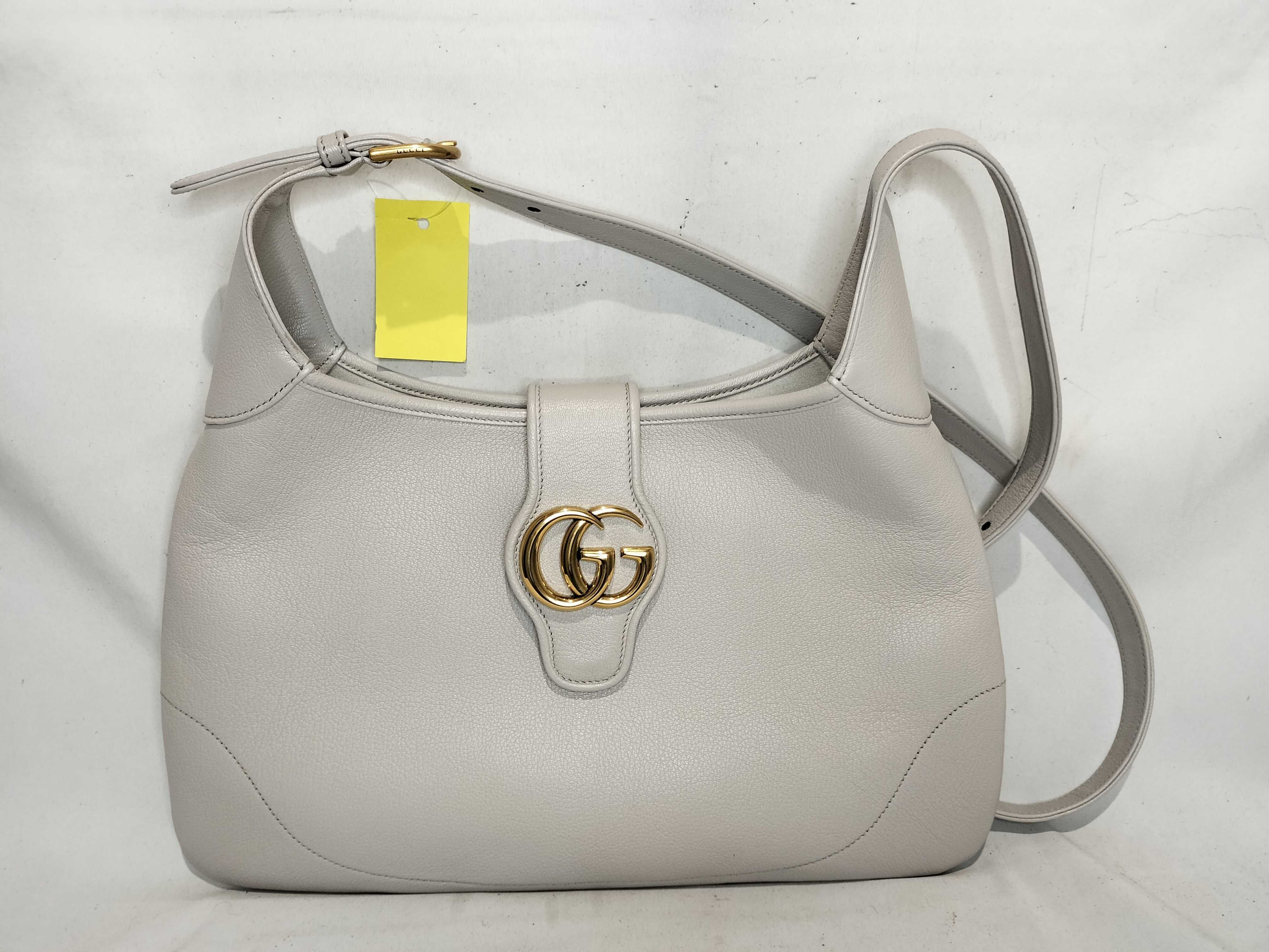 Aphrodite Medium 726274 Shoulder Bag