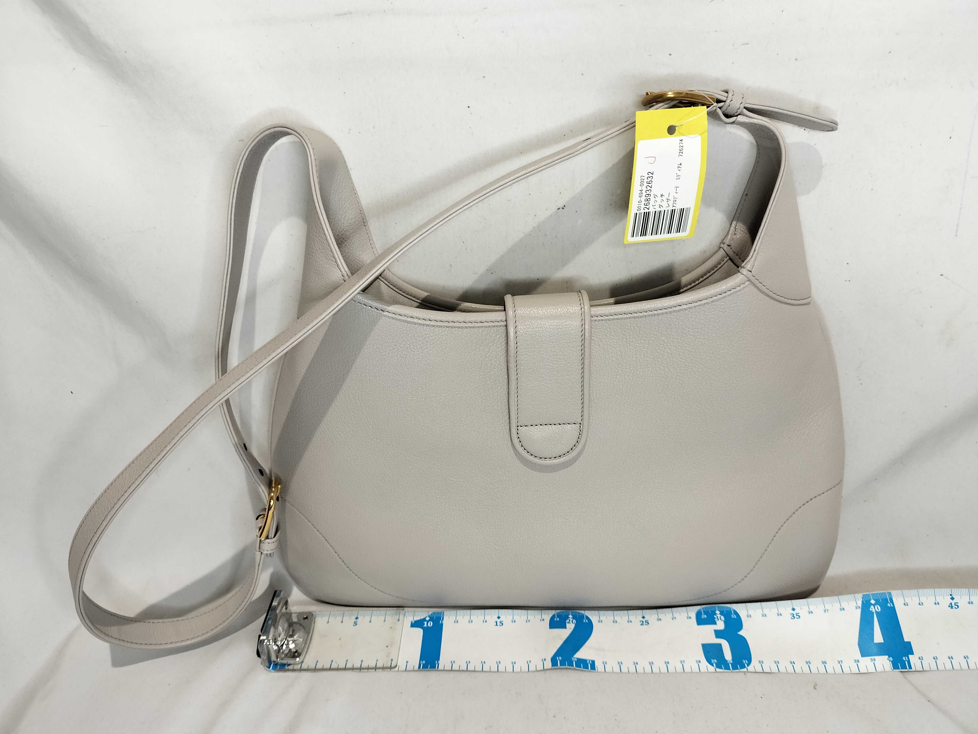 Aphrodite Medium 726274 Shoulder Bag — view 3