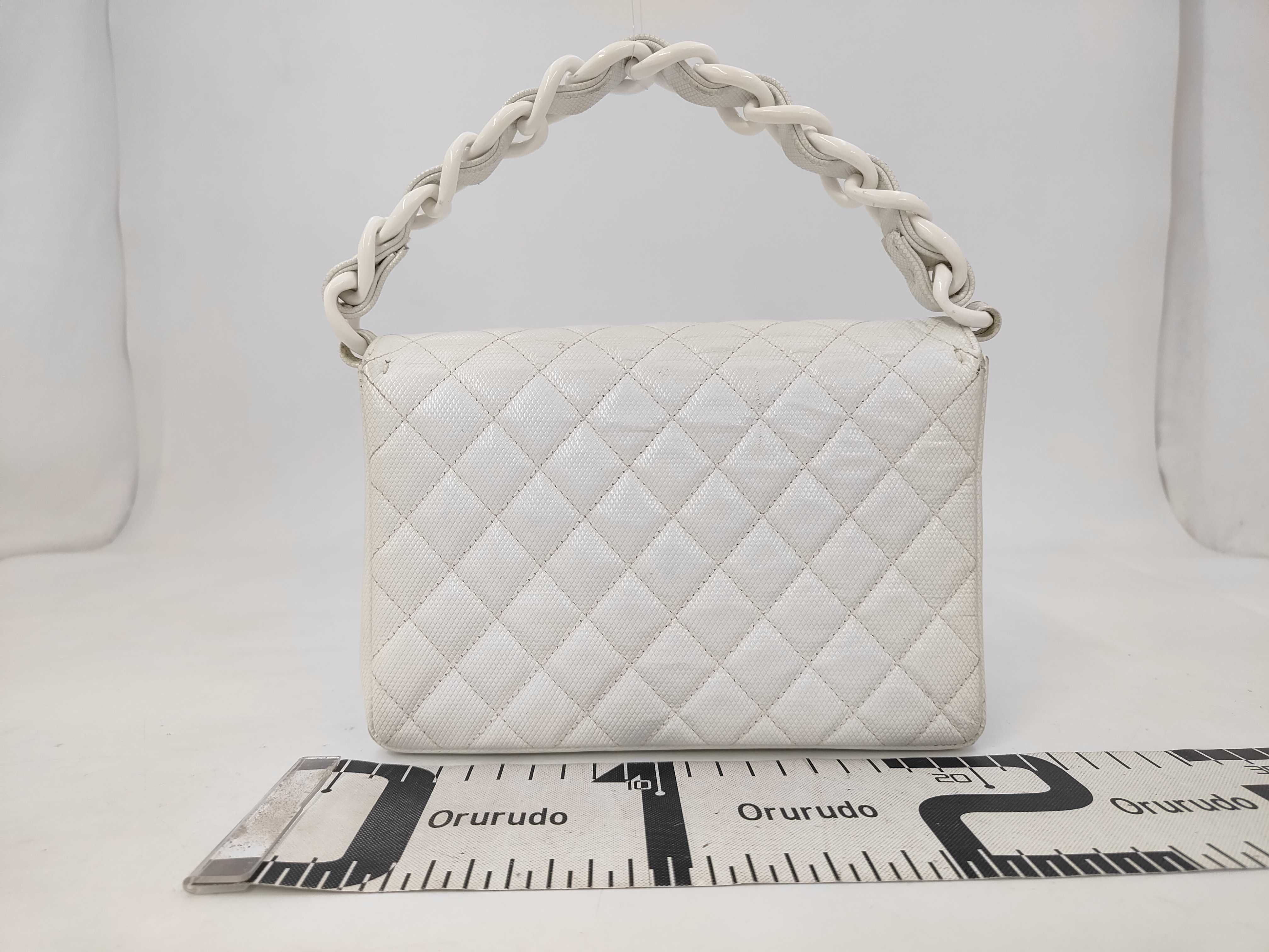 Matelassé Plastic Chain Handbag — view 2