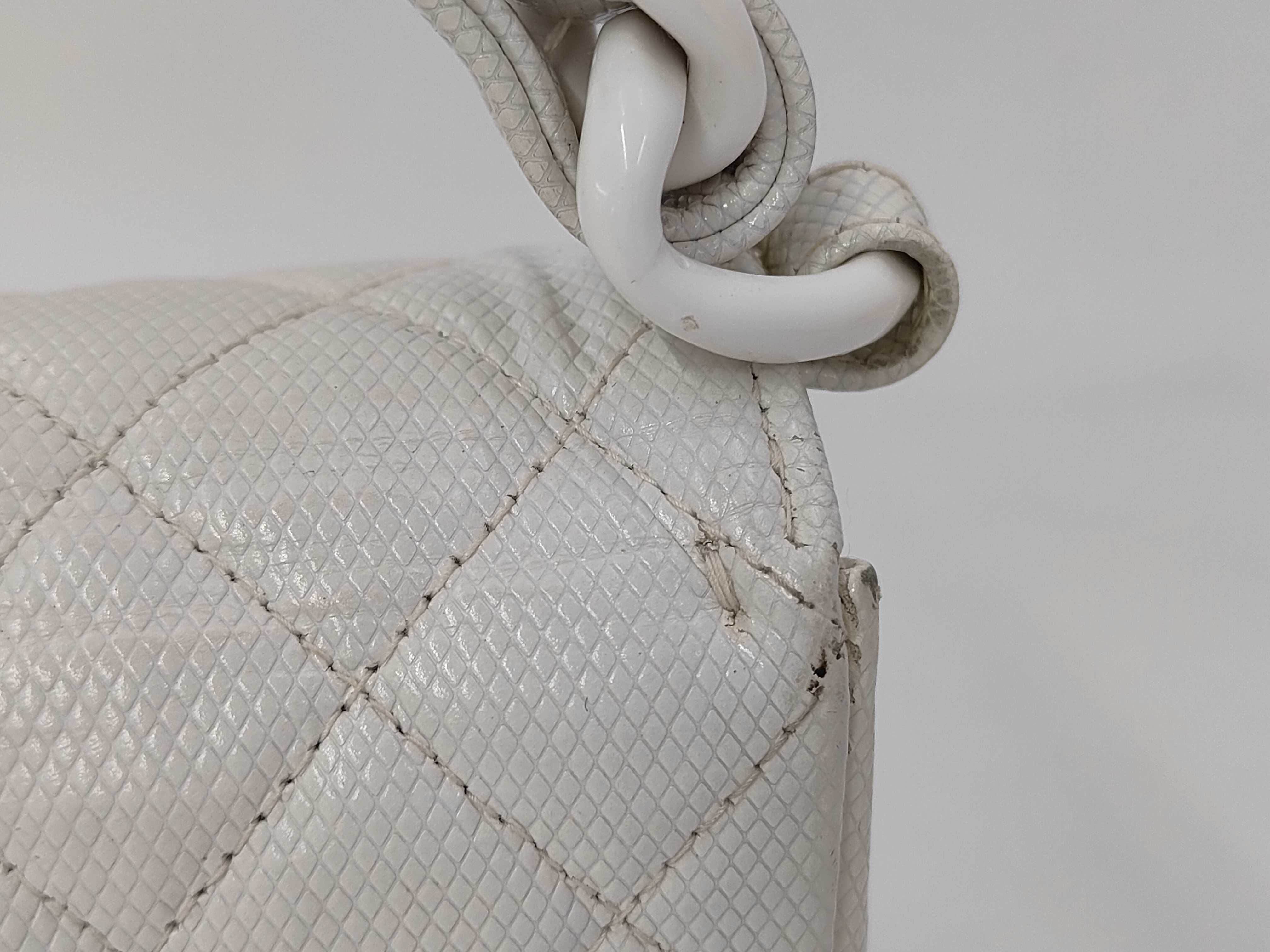 Matelassé Plastic Chain Handbag — view 3