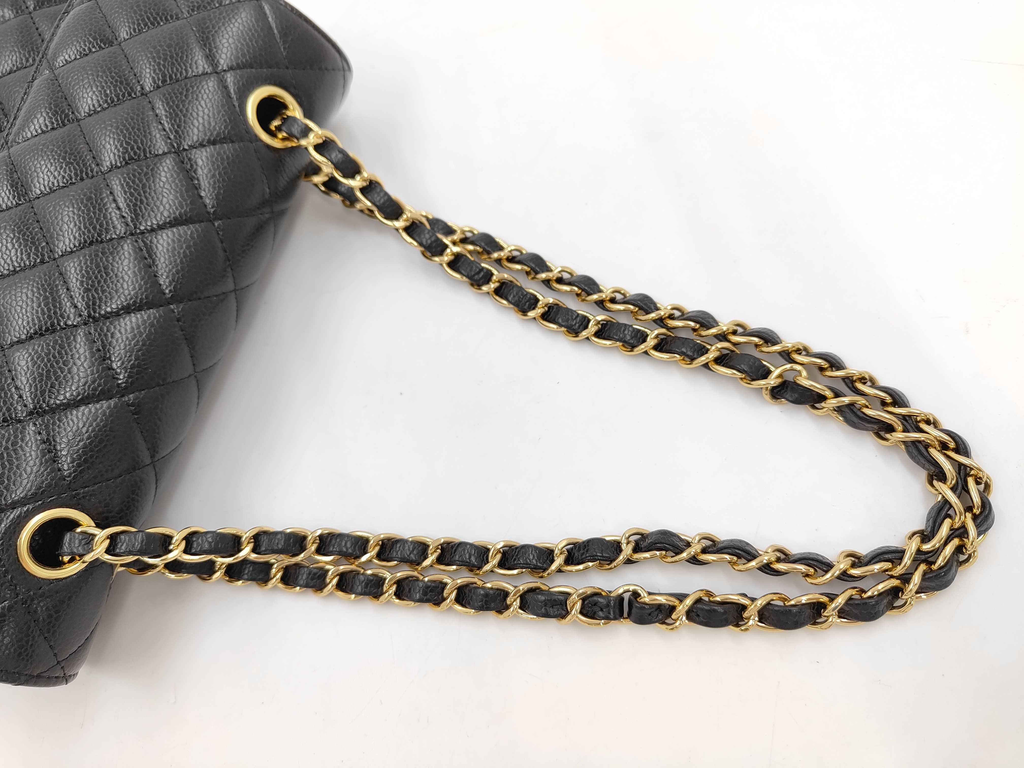Matelassé 23 Double Flap Double Chain Caviar Plate Shoulder Bag — view 3