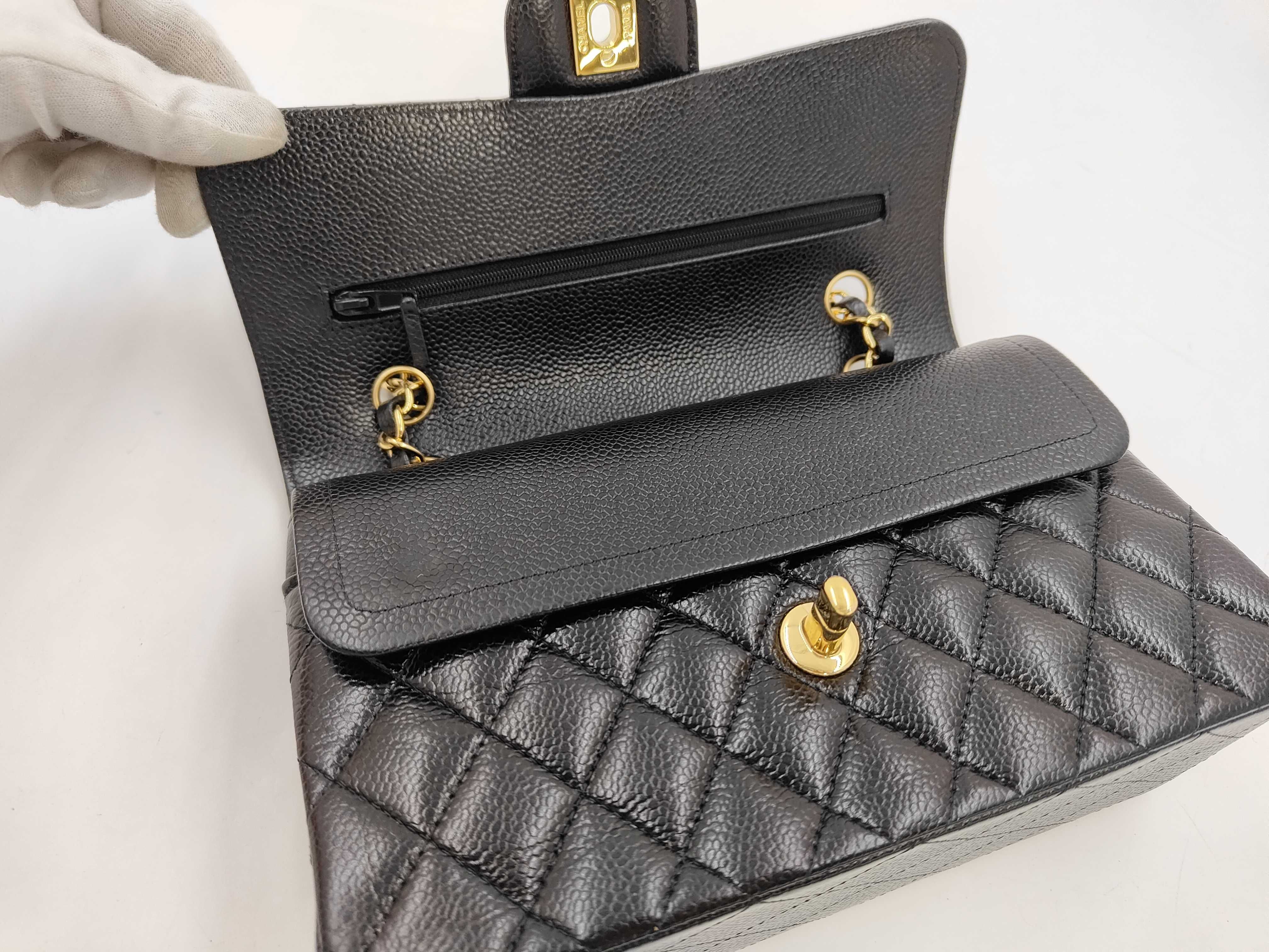 Matelassé 23 Double Flap Double Chain Caviar Plate Shoulder Bag — view 7
