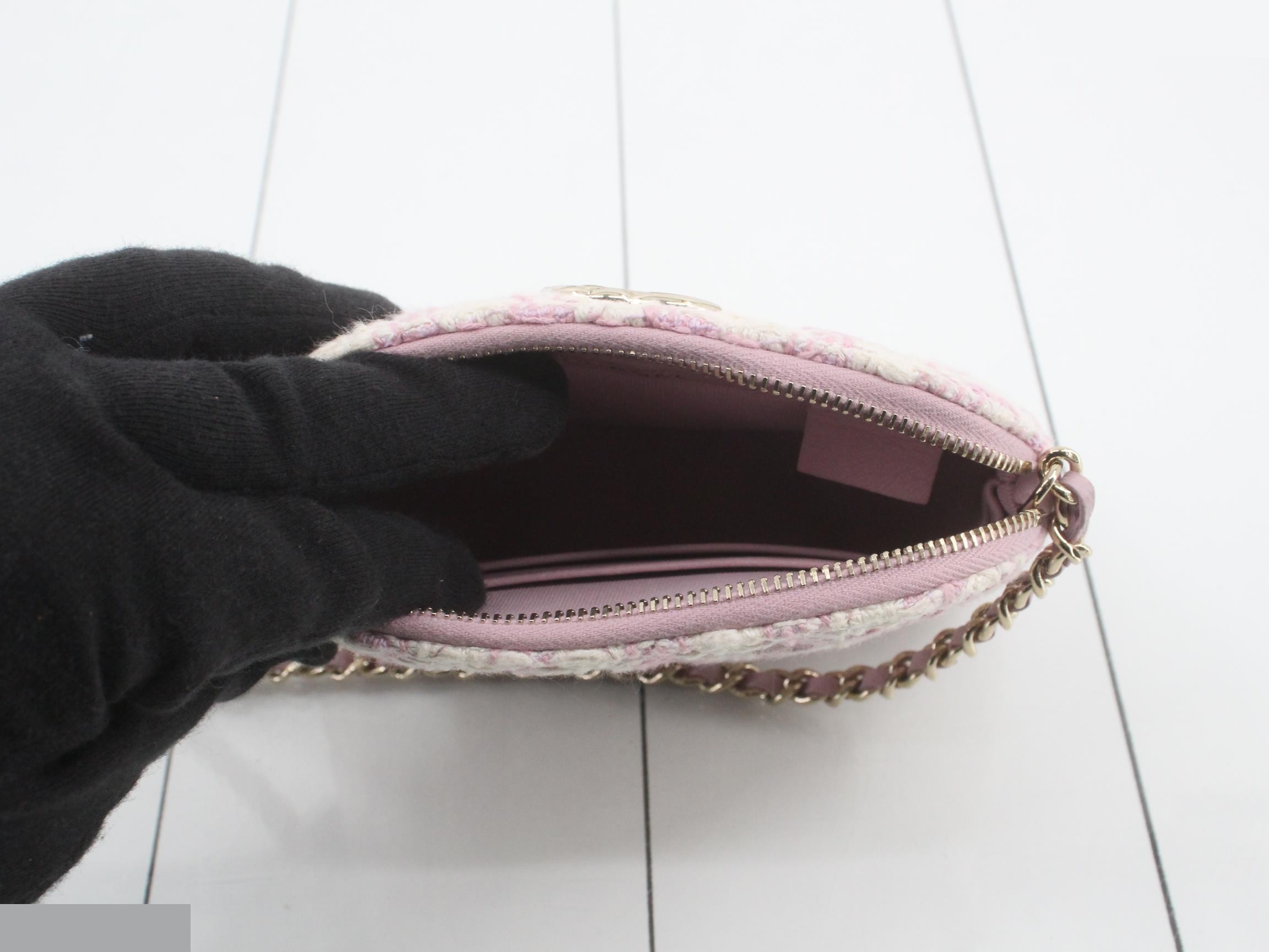 Matelassé Chain Shoulder Bag — view 4