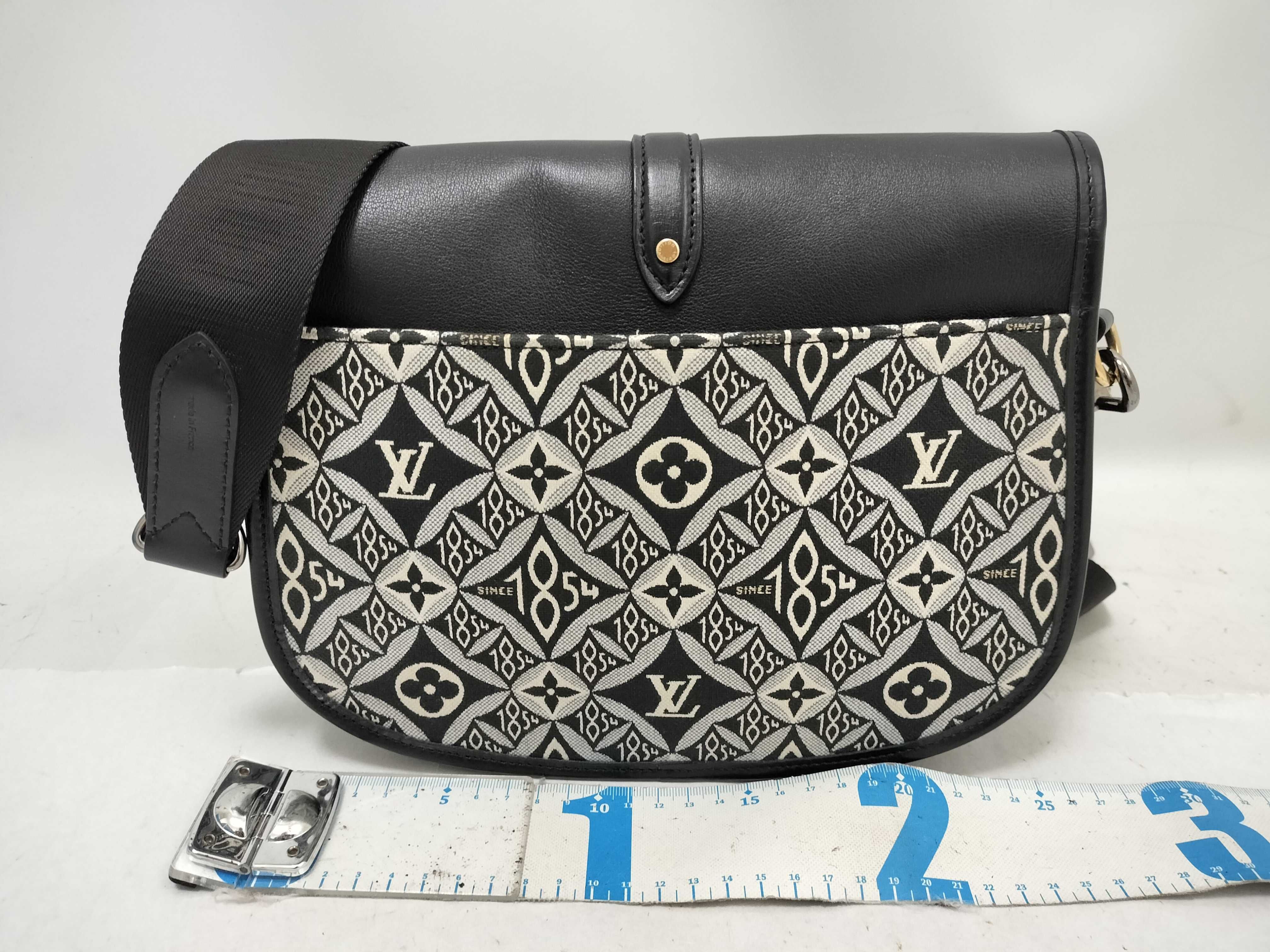 shoulder bag — view 2