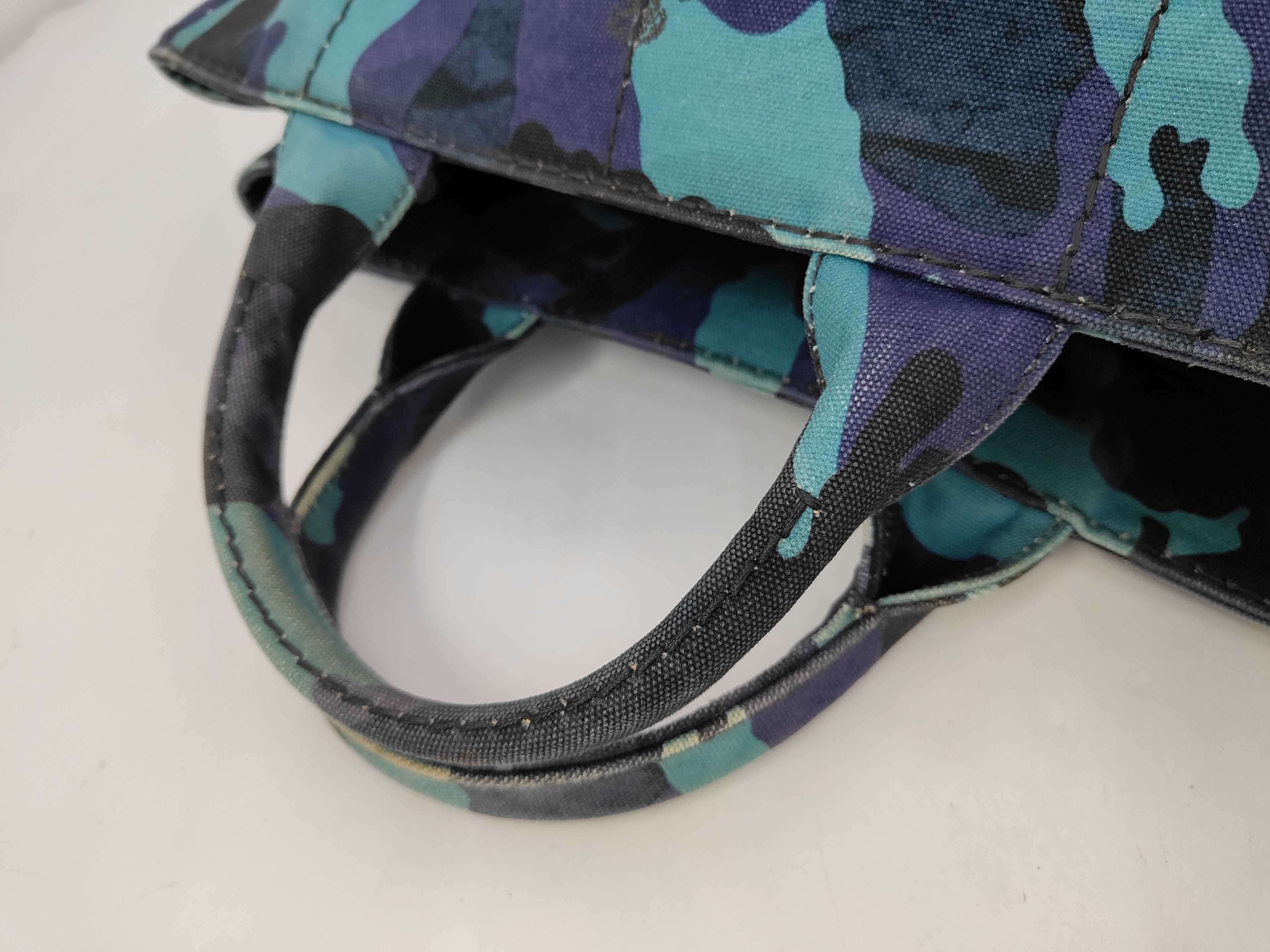 Navy Canvas Canapa Camouflage 2-Way Tote Bag — view 5