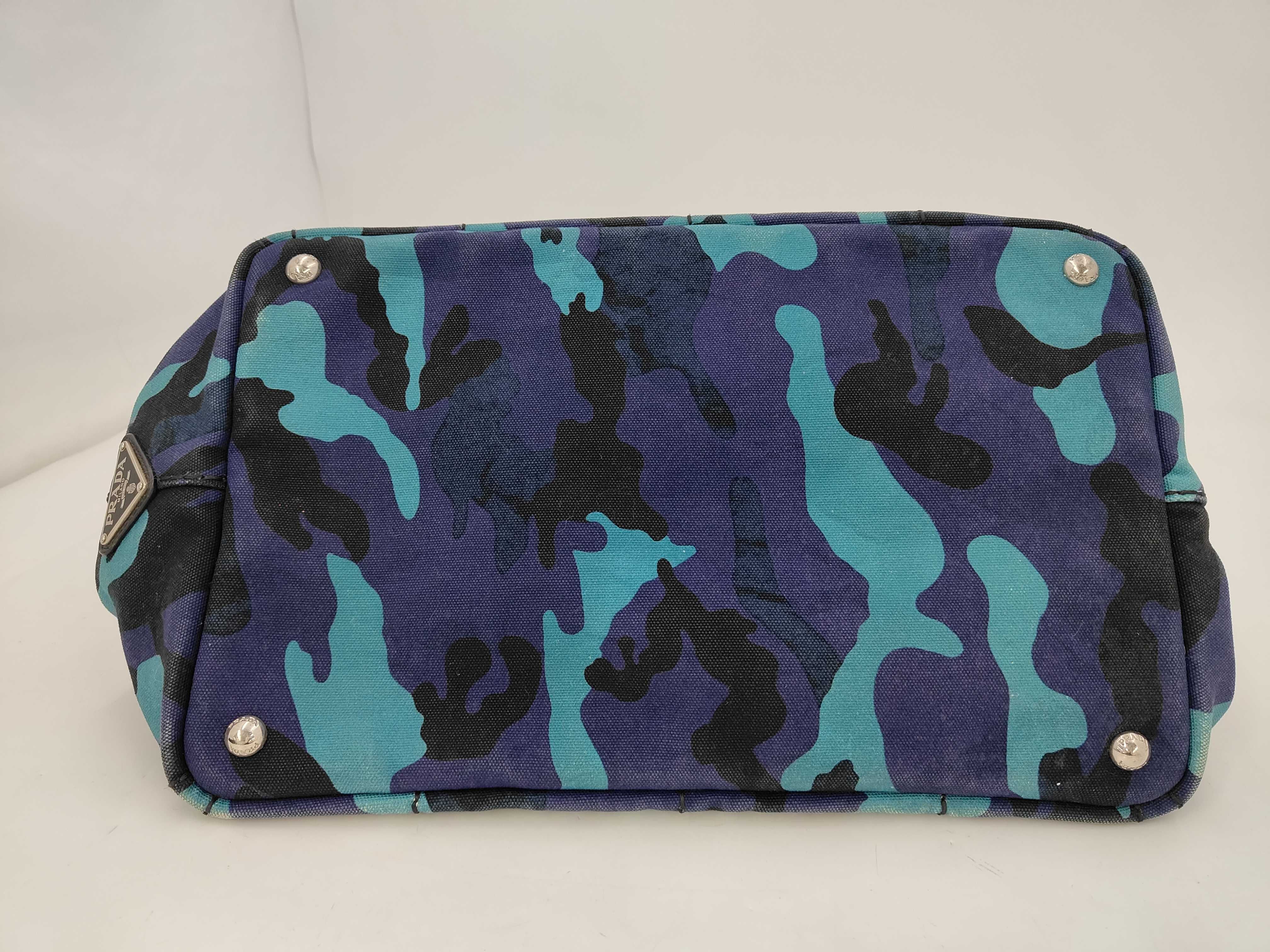 Navy Canvas Canapa Camouflage 2-Way Tote Bag — view 9