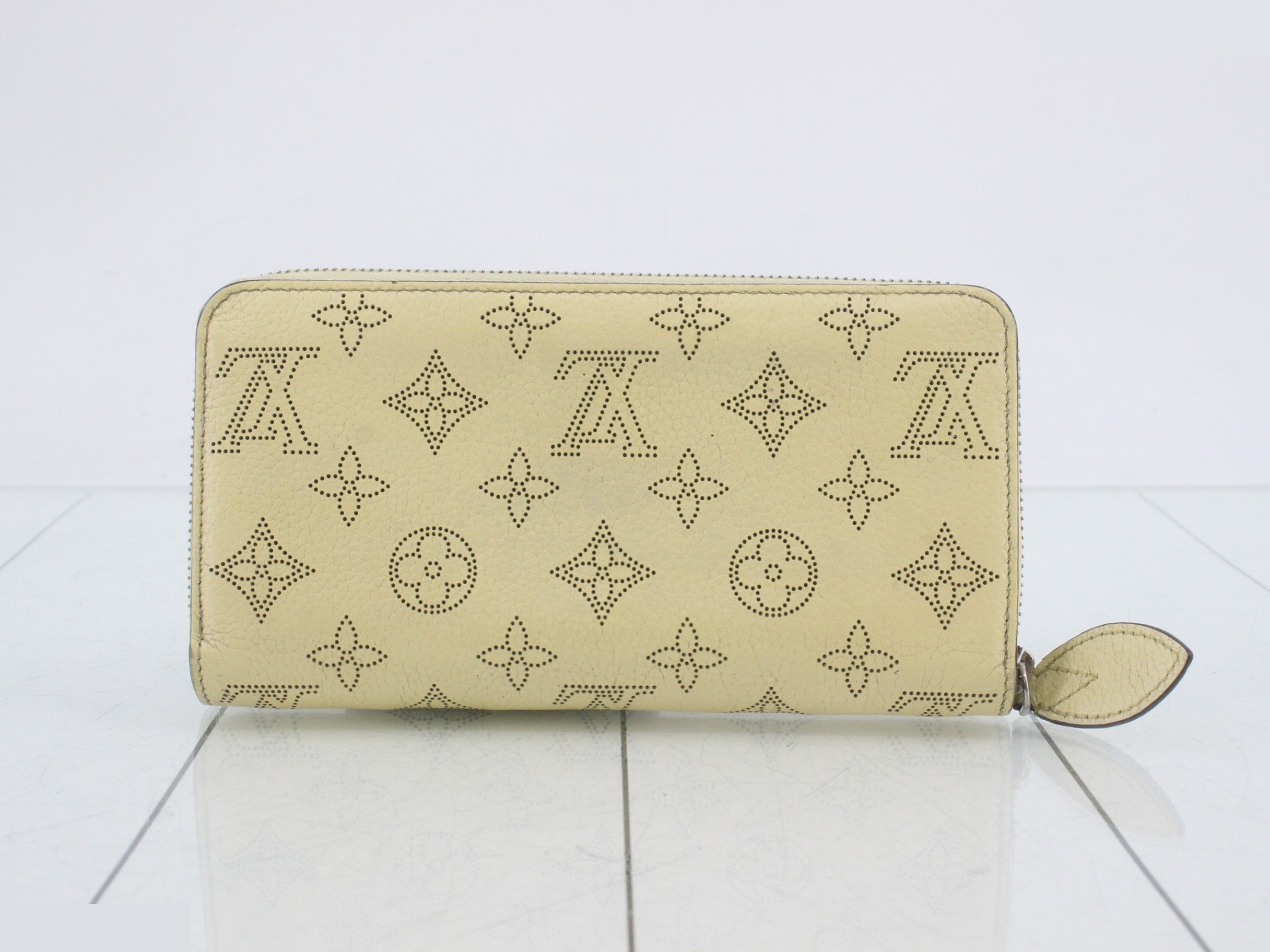 Zippy Wallet Banana IC Chip — view 2