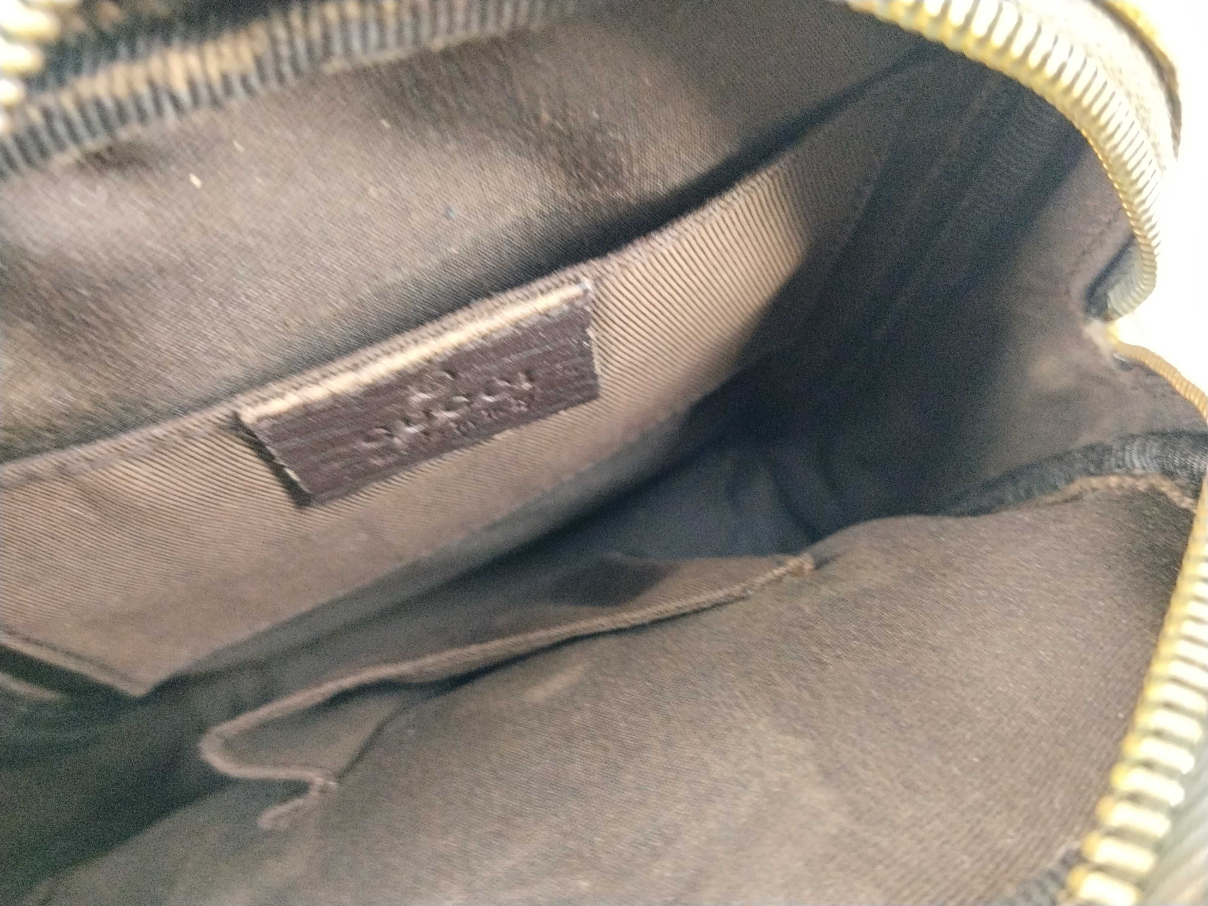 GG Canvas Shoulder Bag — view 11