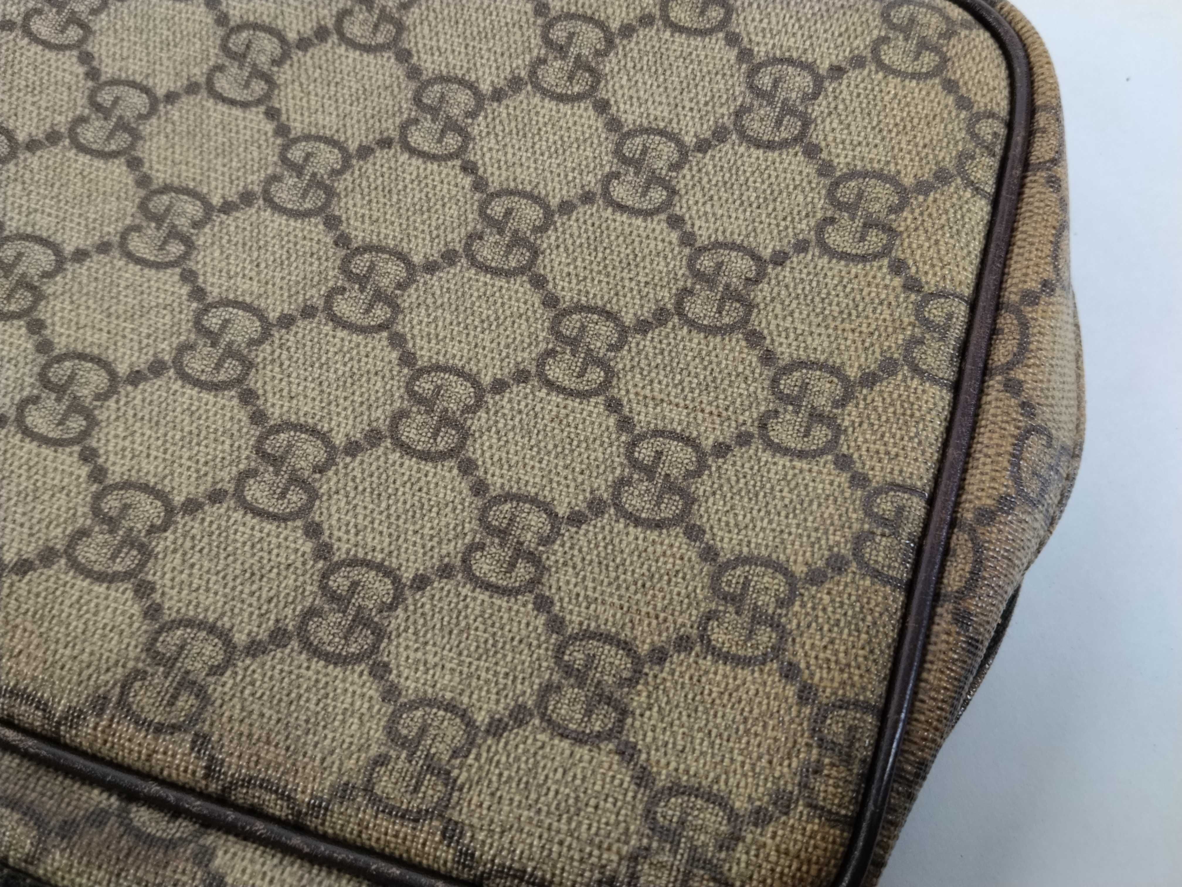 GG Canvas Shoulder Bag — view 13
